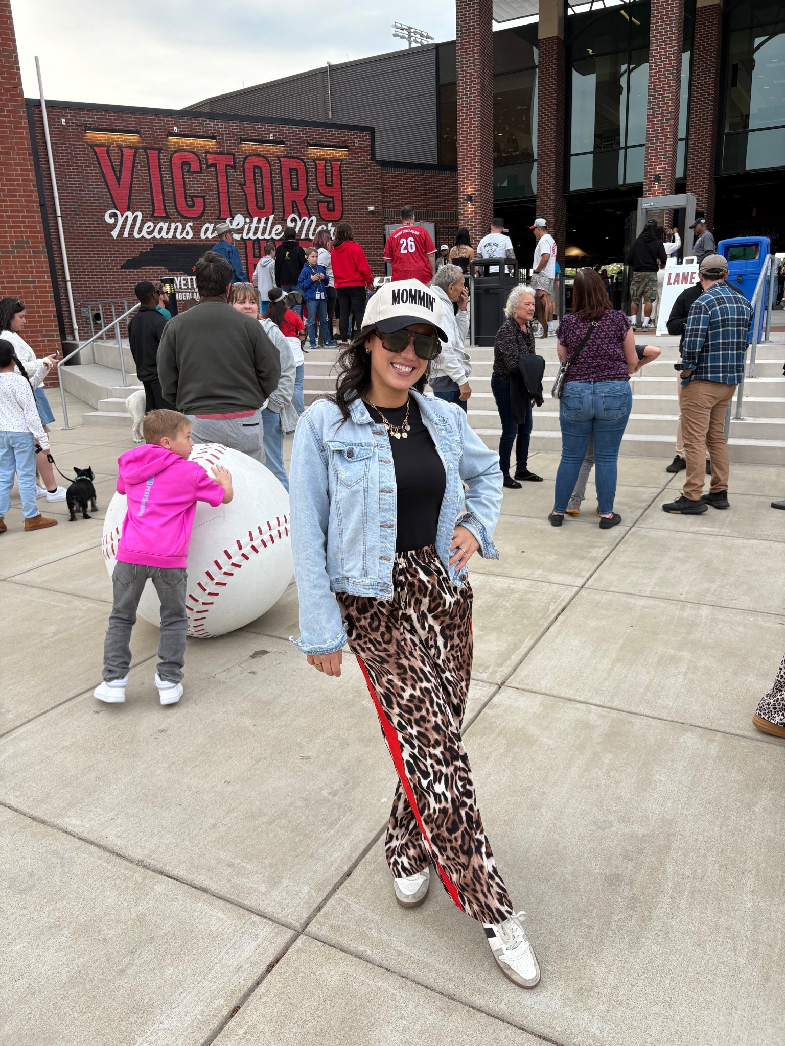 Always down for fun pants ! 