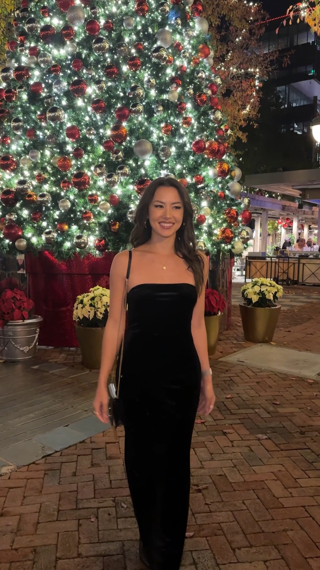 A strapless velvet dress is perfect for the holidays and New Year’s Eve! 

#LTKSeasonal #LTKootd
