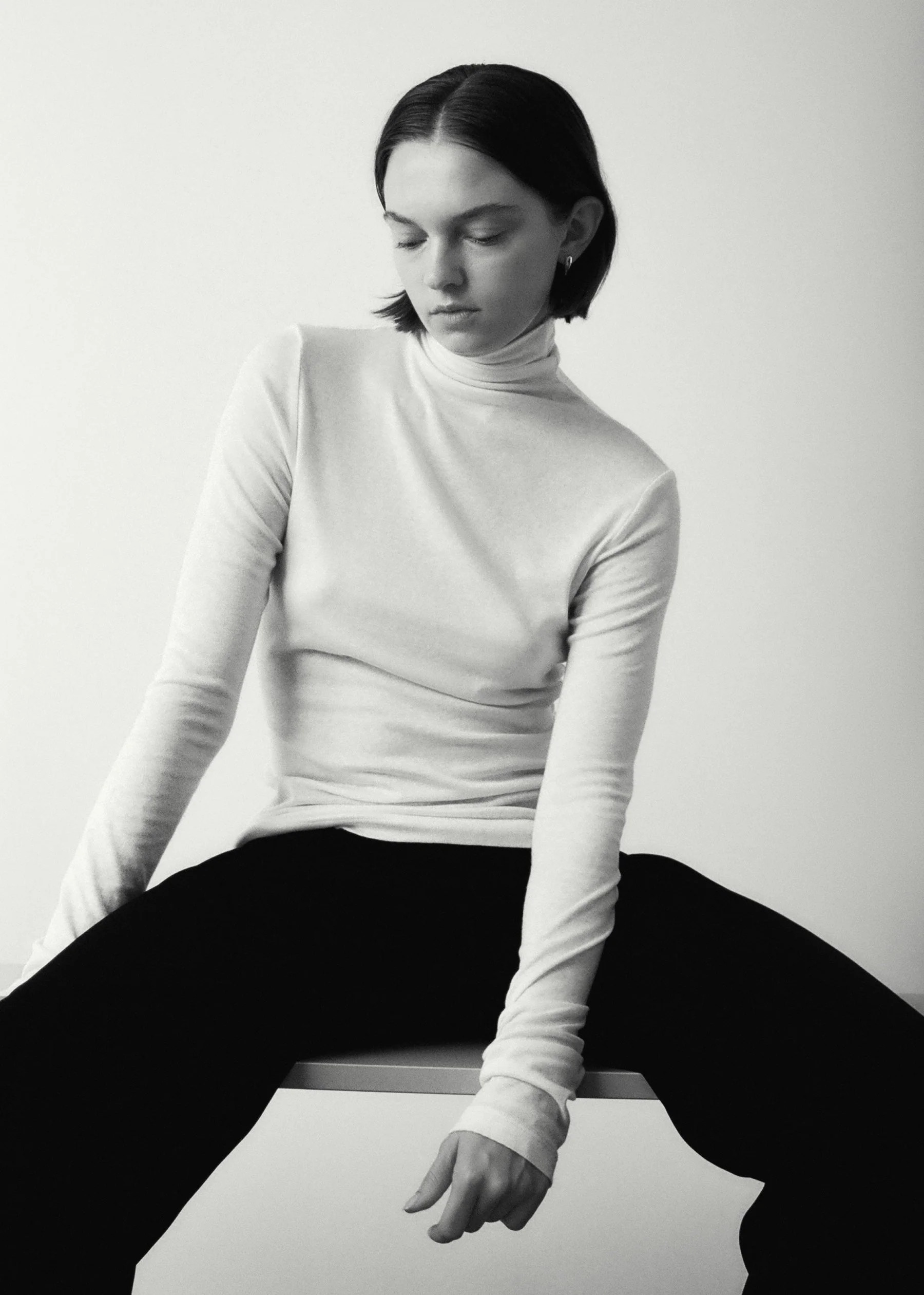 Kori Light Weight Mock Neck | LAEIR