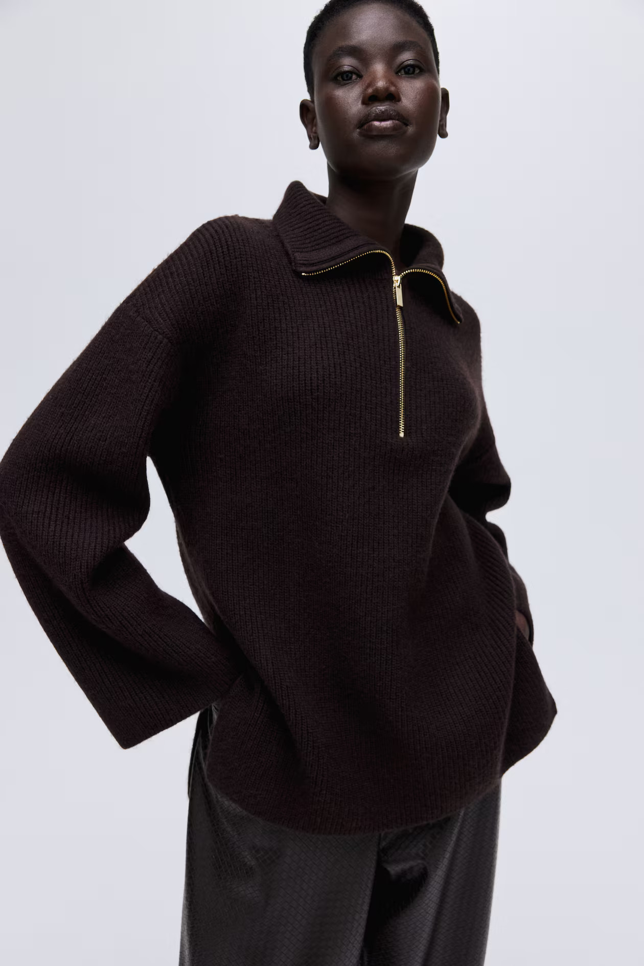 Gerippter Pullover mit Zipper | H&M (DE, AT, CH, NL, FI)