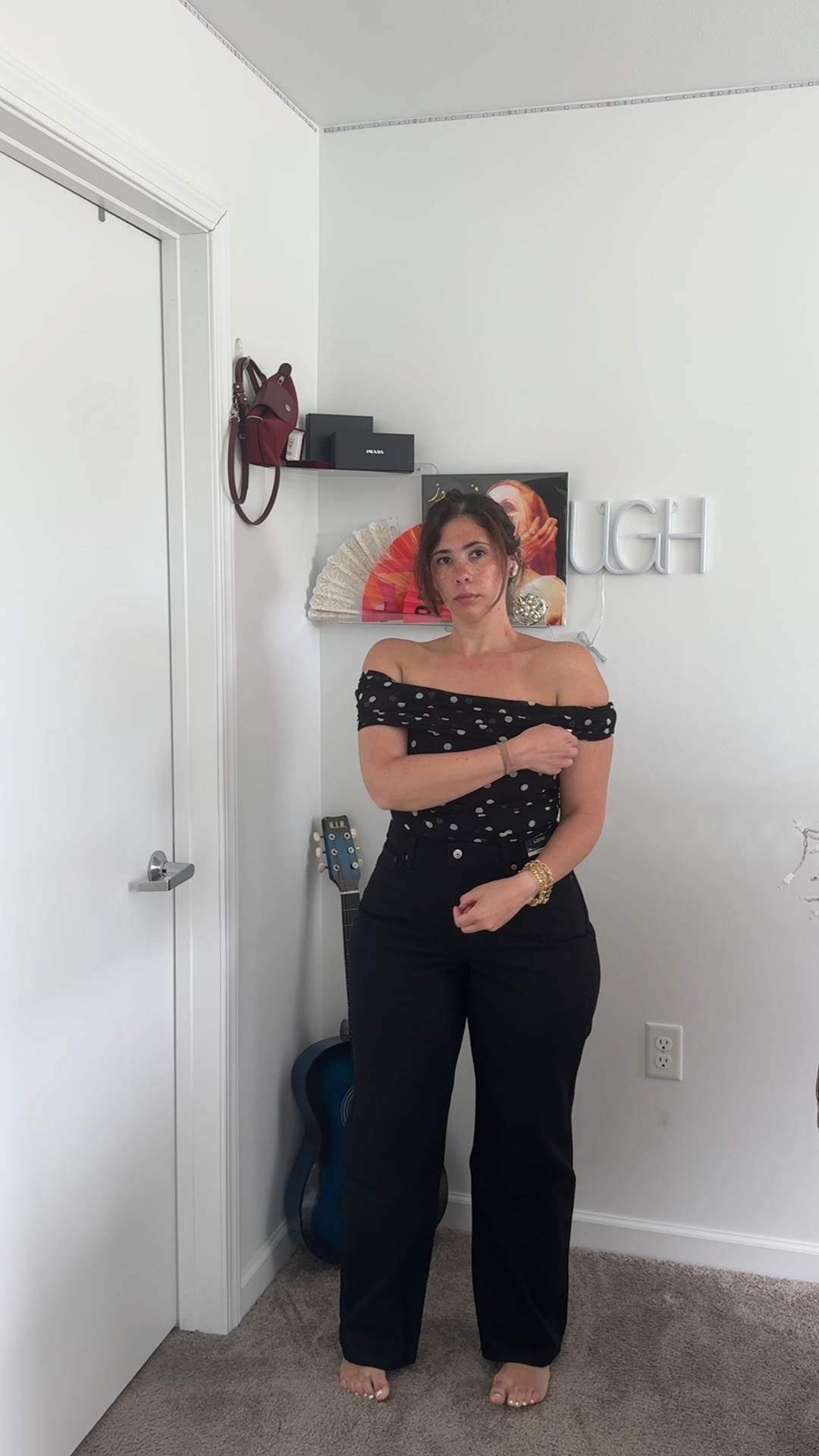 Black outfit set from Abercrombie 🖤
Top: M
Jeans: 29 regular 

#LTKFindsUnder50 #LTKStyleTip #LTKMidsize