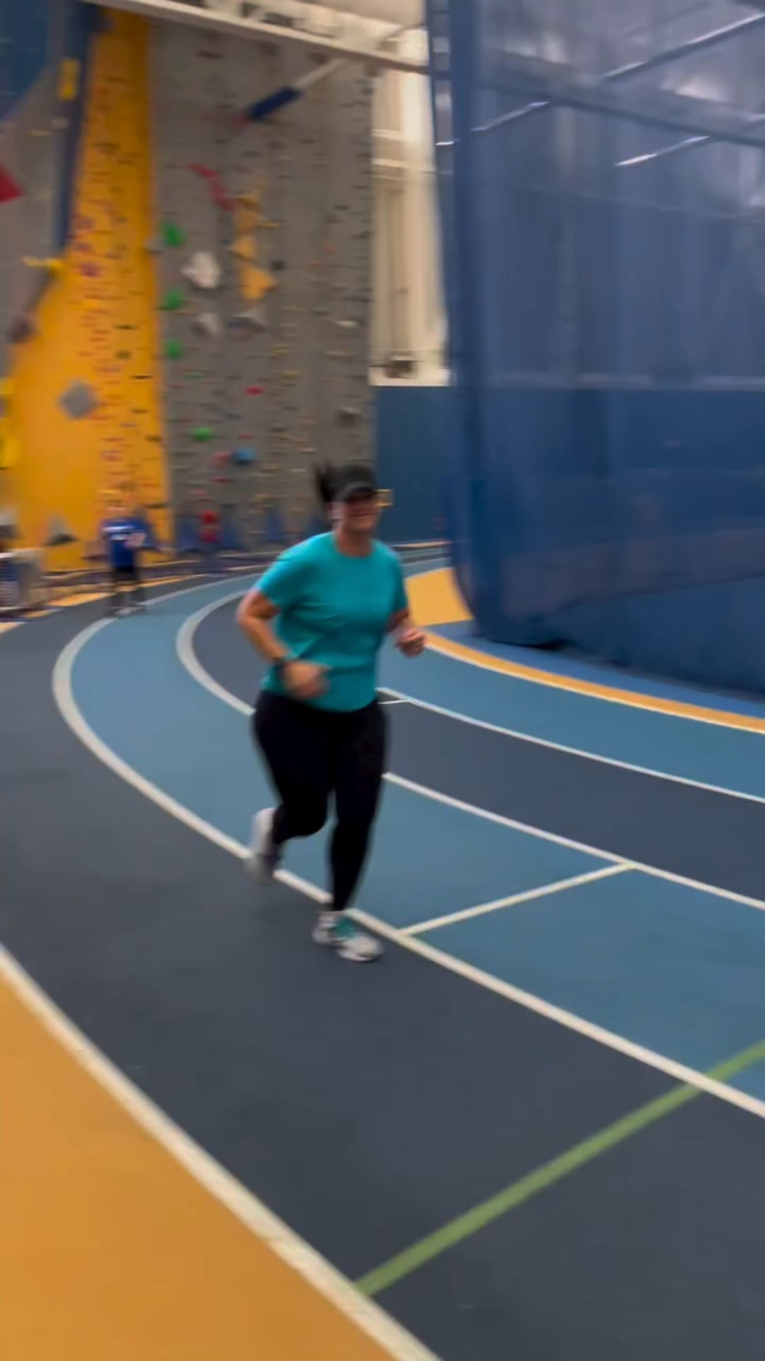 Sunday morning run ☀️
The only run of my week… and that’s okay.
5K done, not chasing pace today, just focusing on my breathing.
In through the nose, out through the mouth.
Not always easy. Sometimes messy. Still intentional.
Consistency doesn’t have to be perfect to count.


#LTKfitness #LTKcurves #LTKmidsize