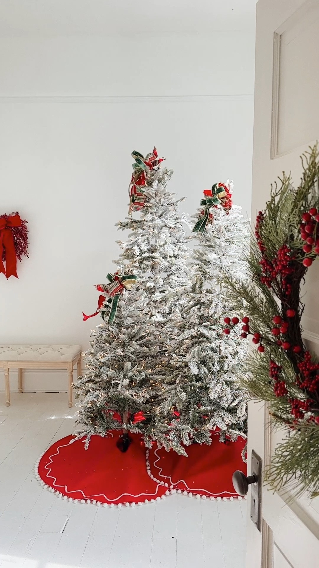 Christmas at the studio ❤️🌲

#LTKHome #LTKSeasonal #LTKHoliday