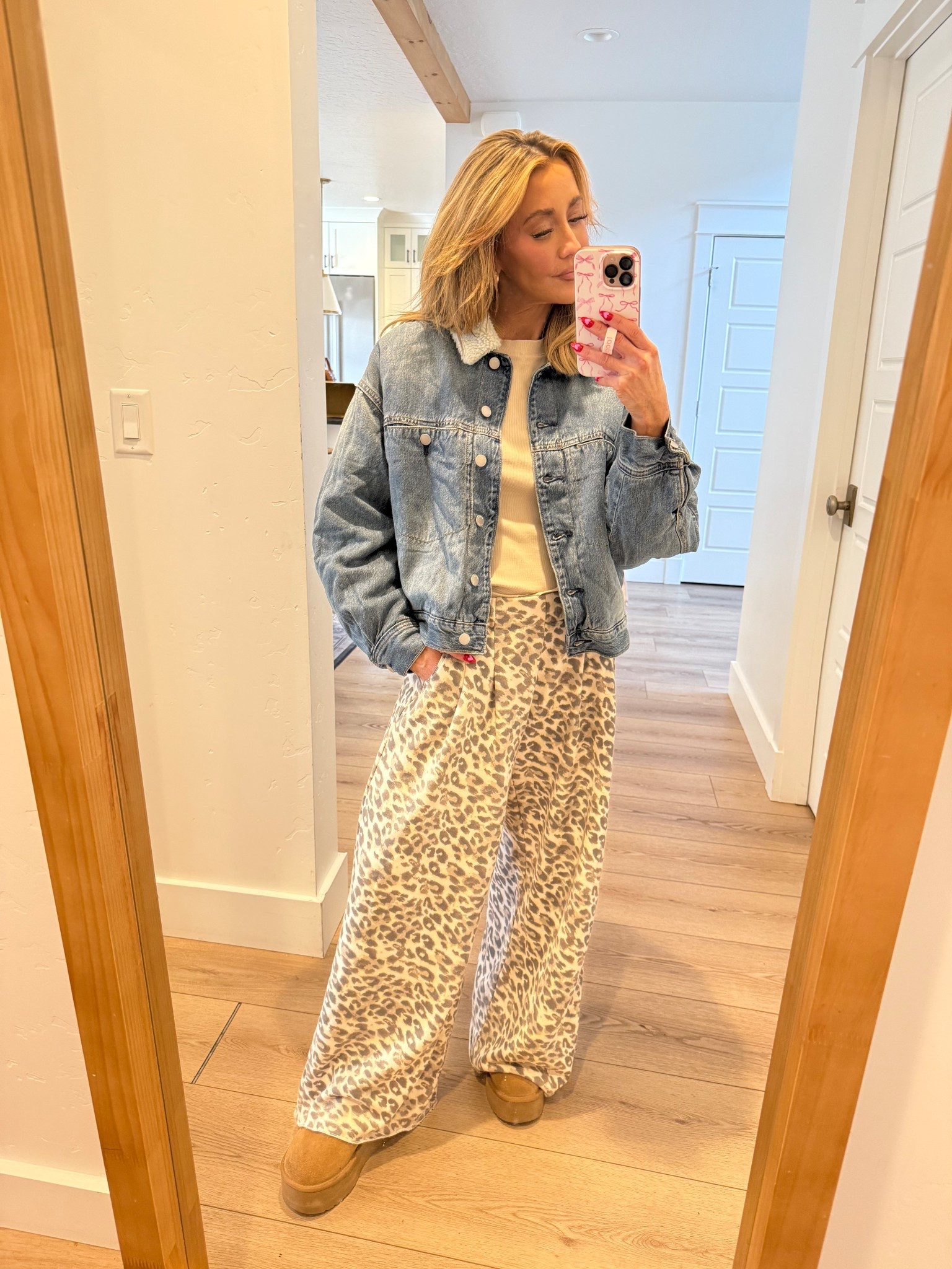 These pants are SO comfortable! 

#LTKgrwm #LTKdayinmylife #LTKootd