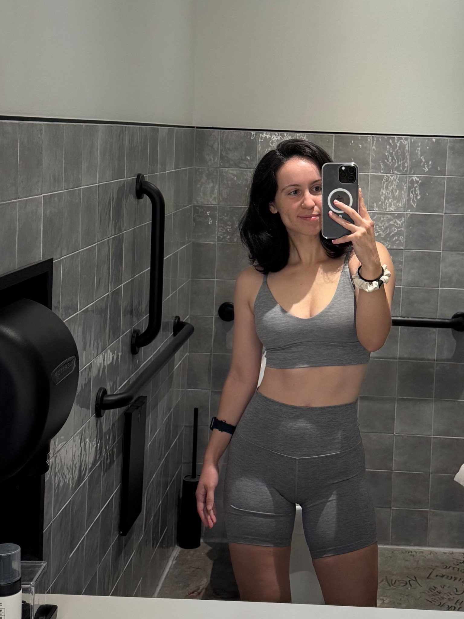 Lululemon shorts set for Solidcore 

#LTKActive #LTKFindsUnder100 #LTKPetite