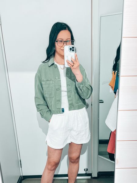 Crop utility jacket, tts, wearing XS but would get small
Crinkle gauze shorts, tts, wearing a small but could also size up if you want looser fit
Ribbed tank, I sized up to a medium
