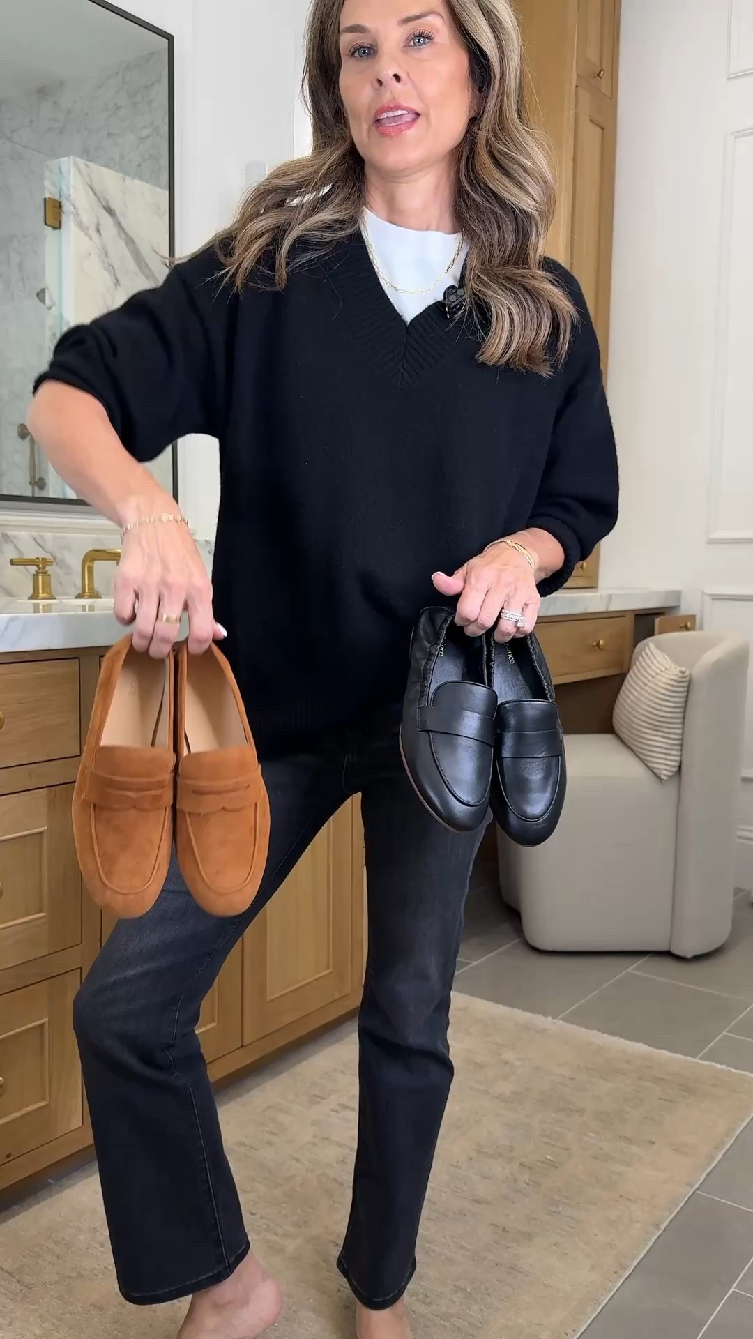 New fall arrivals from Quince! I’m 5’6’’.
-Cable knit cardigan size XS
-Crepe pants size up 
-Wide leg pants size up
-Black cashmere sweater size S
-A favorite trench coat size S
-Brown t-shirt size up
-Loafers TTS in penny, size up 1/2 size in black 

@oneQuince #quincepartner 