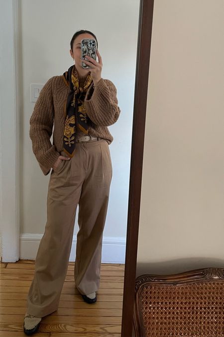 Millennial mom ootd, mom style, capsule style, casual style, capsule wardrobe outfits, tan trousers outfit, brown outfit, Hermes scarf 