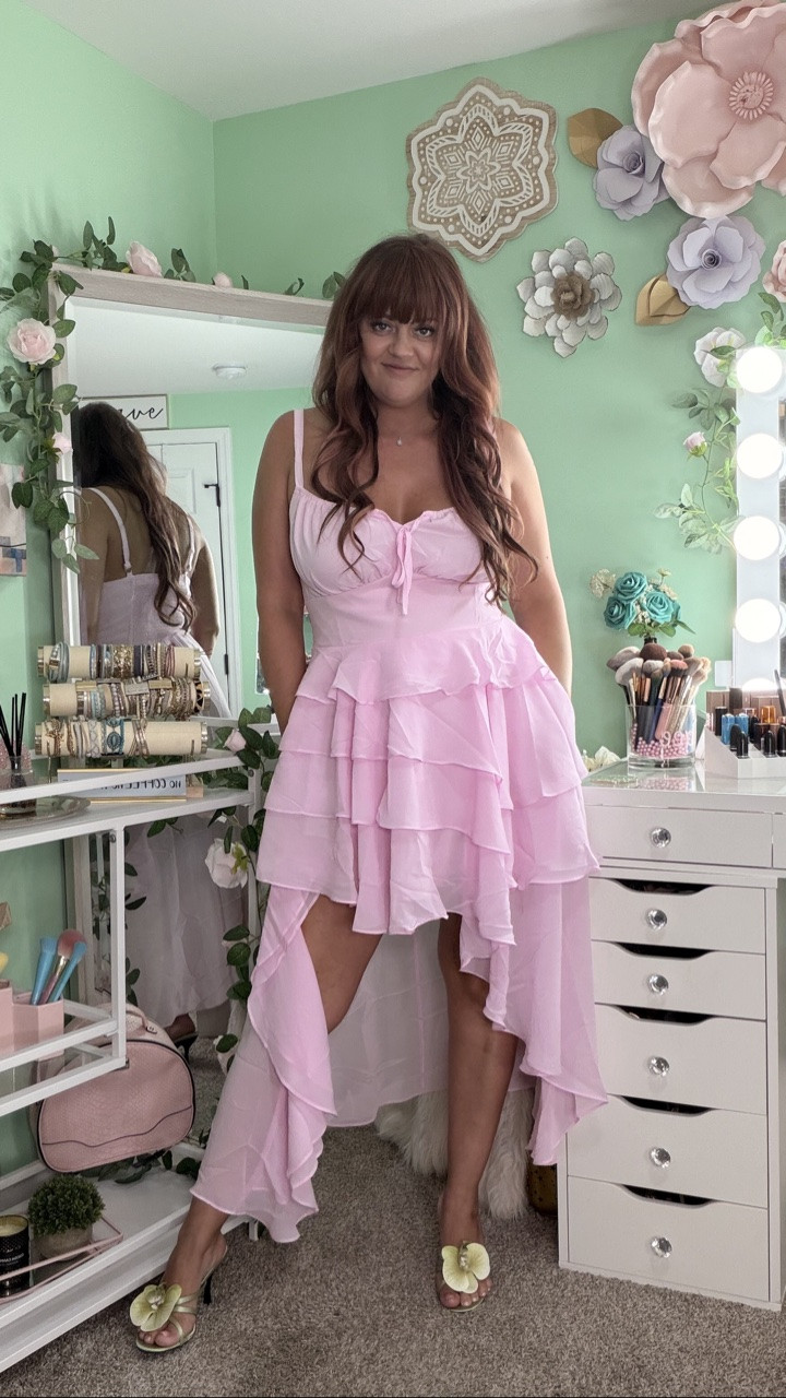 I think we caught that dang stomach bug going around. Luckily I have this to share with you to keep me entertained! Linking in my #amazonstorefront & my #shopltk #scarletdarknes #sweatyrocks #amazonfinds