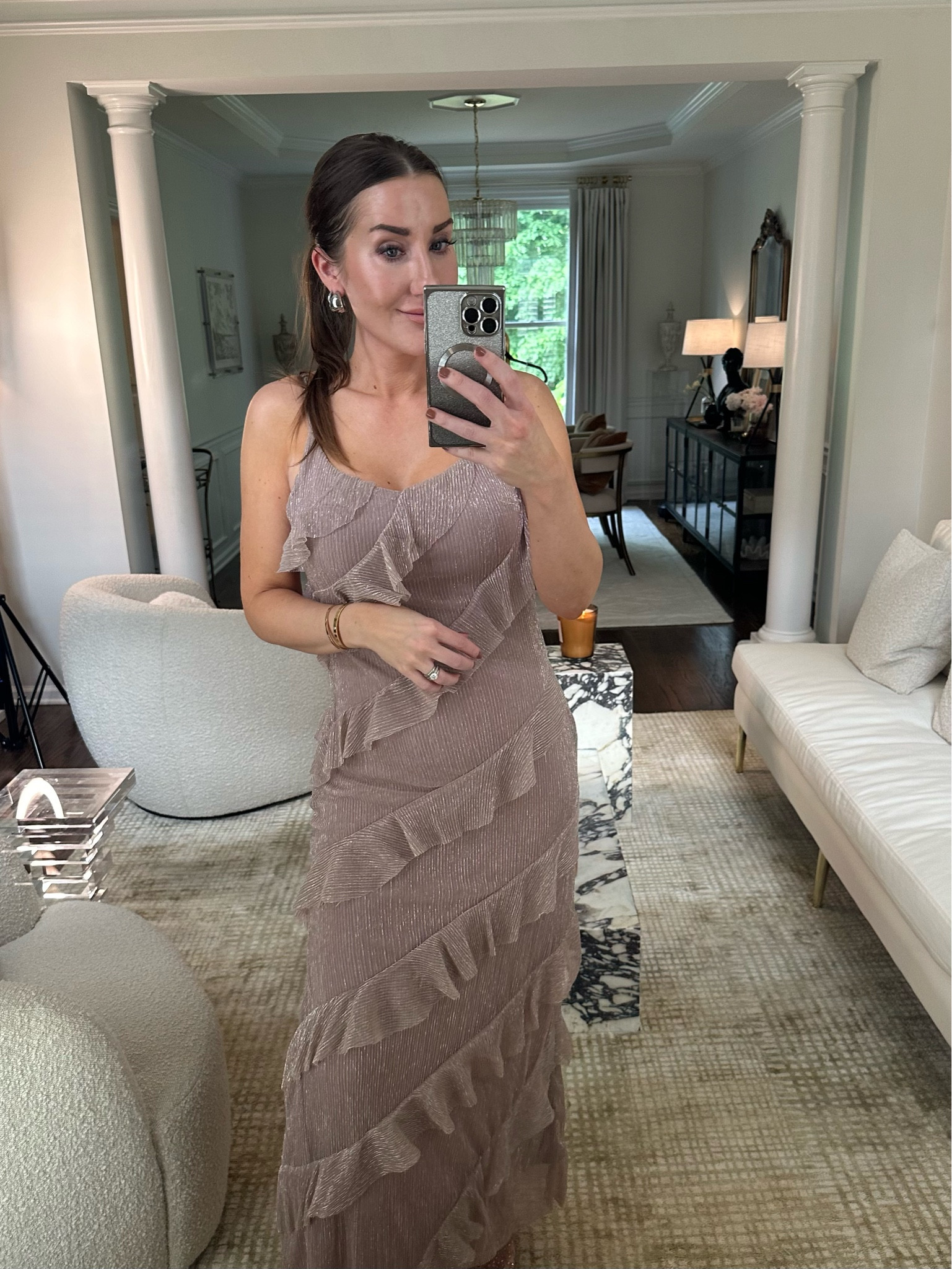 The PERFECT wedding guest dress. ✨ stretchy and comfy… with flattering ruffles in the right areas
Also comes in blue and black
Wearing size medium 


#LTKWedding