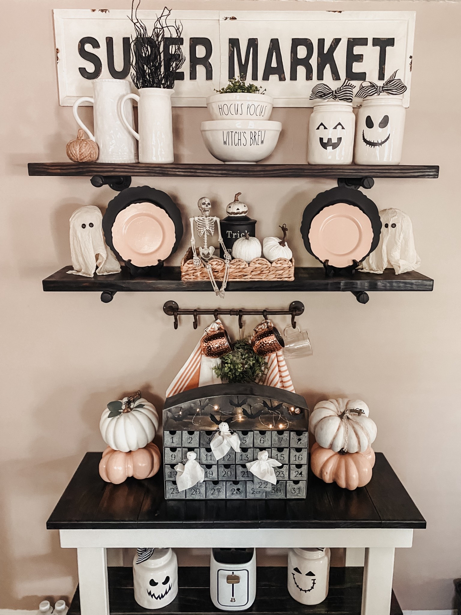 🎃Face stickers on my canisters 