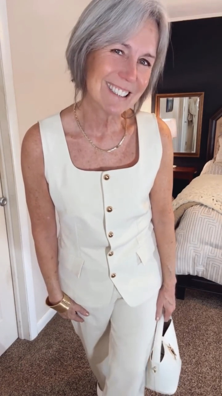 ‼️ SALE ALERT ‼️ 29-39% off 

There’s just something about this cream set 🤍

Soft tailoring, clean lines, and that effortless polish that works at any age.

I love pieces like this that feel modern but still timeless — easy to dress up or keep relaxed.




#LTKSeasonal #LTKOver40 #LTKSaleAlert