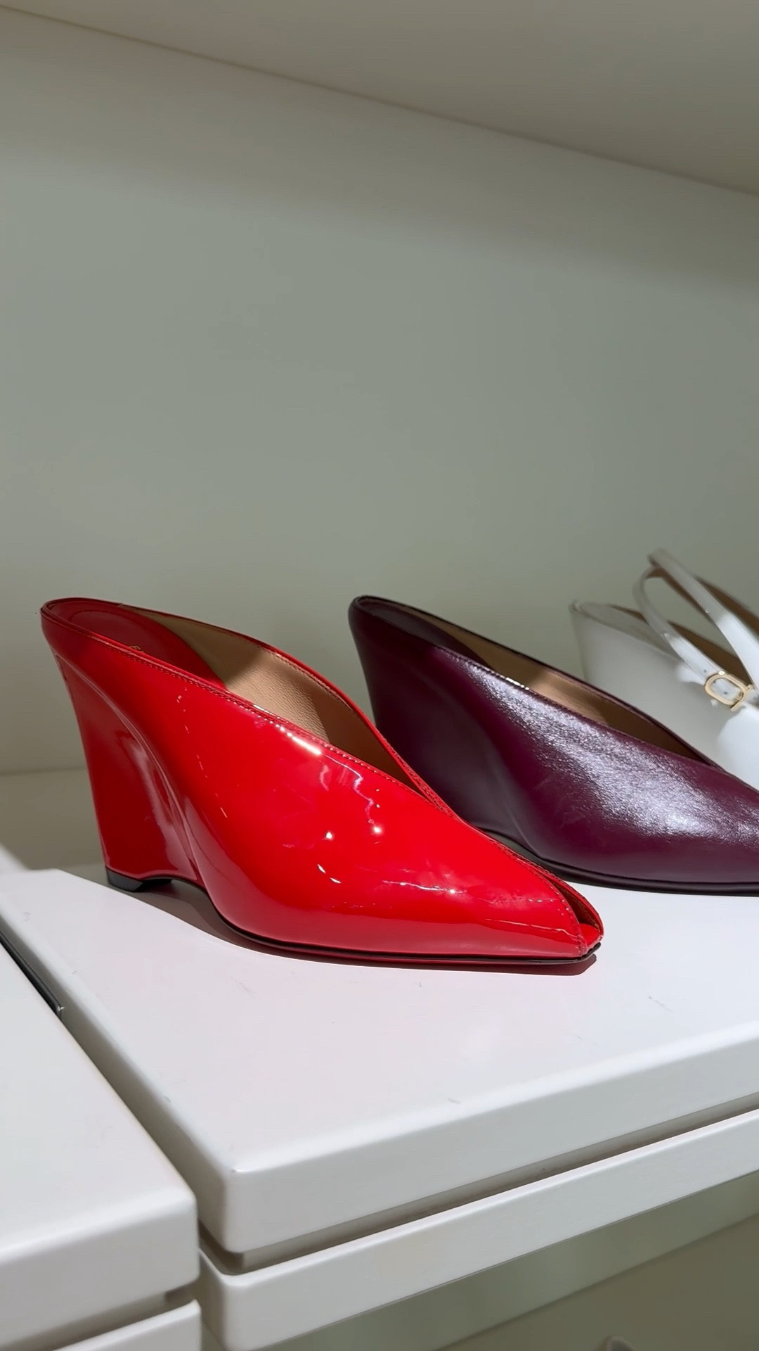 How stunning are these 🤩 spring shoes , spring sandals 