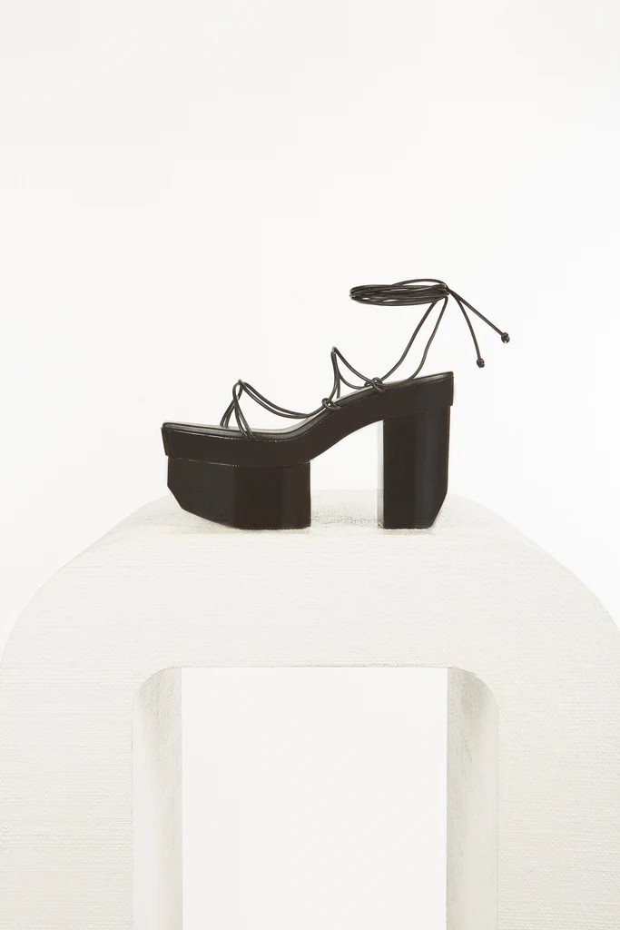 KIKI PLATFORM - BLACK | Cult Gaia - US