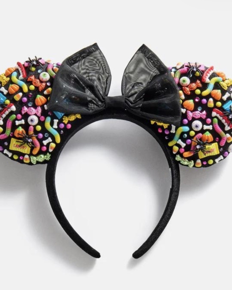 BaubleBar Halloween

#LTKSeasonal #LTKgrwm #LTKootd