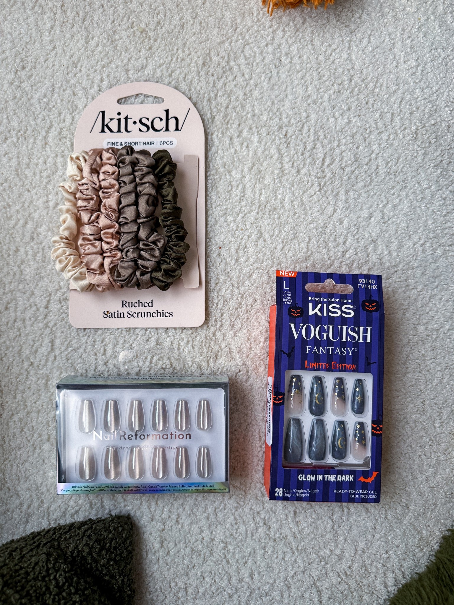 mini tj maxx haul 🌙👱🏼‍♀️💅🏼
#kitsch #scrunchies #tjmaxx #pressonnails #nails #halloween #fall

#LTKSaleAlert #LTKSeasonal #LTKBeauty