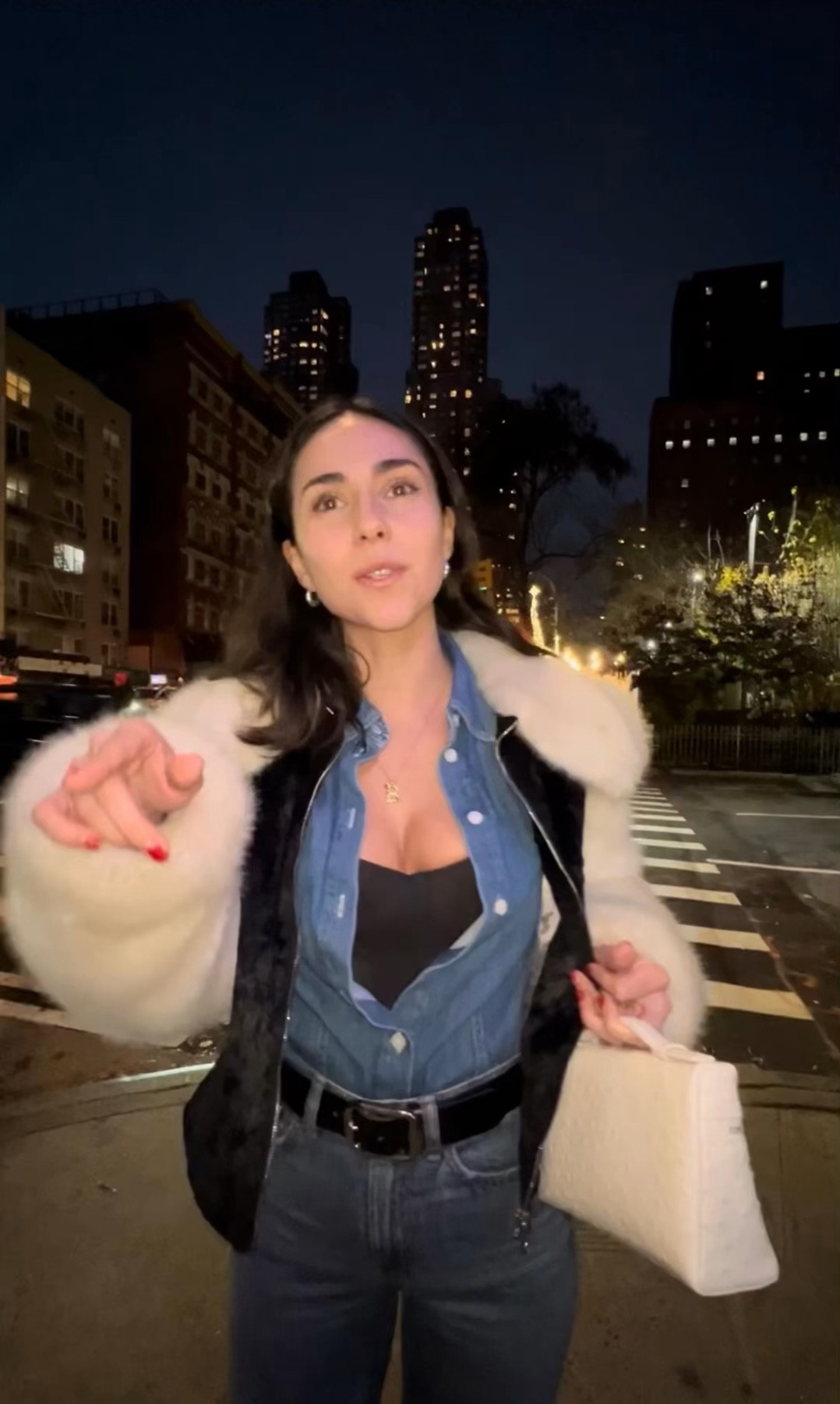 #coat #denim #jeans #jacket #winterfashion

#LTKstyletip #LTKparties #LTKVideo