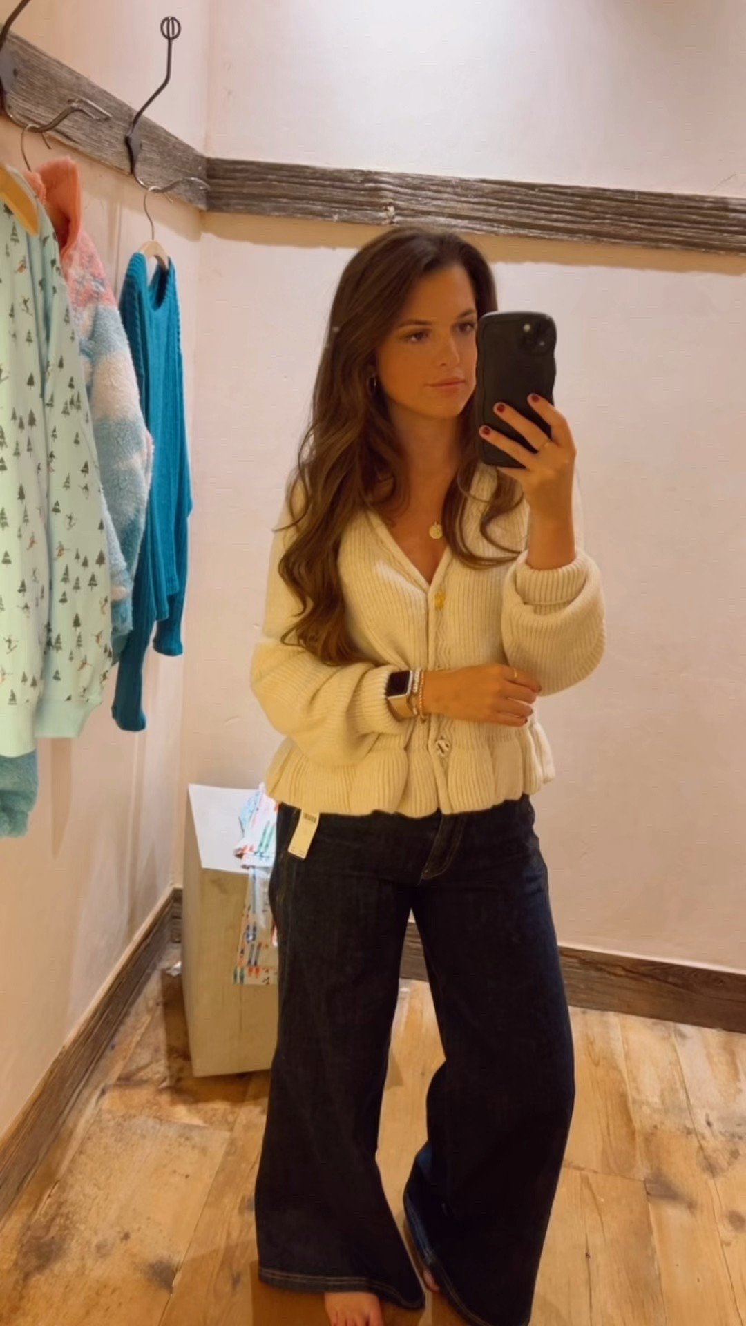 // cardigan // jeans for Thanksgiving // cute Thanksgiving outfit // wearing a small in the top and sized up to a 27 in the jeans // 

#LTKootd #LTKHoliday #LTKCyberWeek