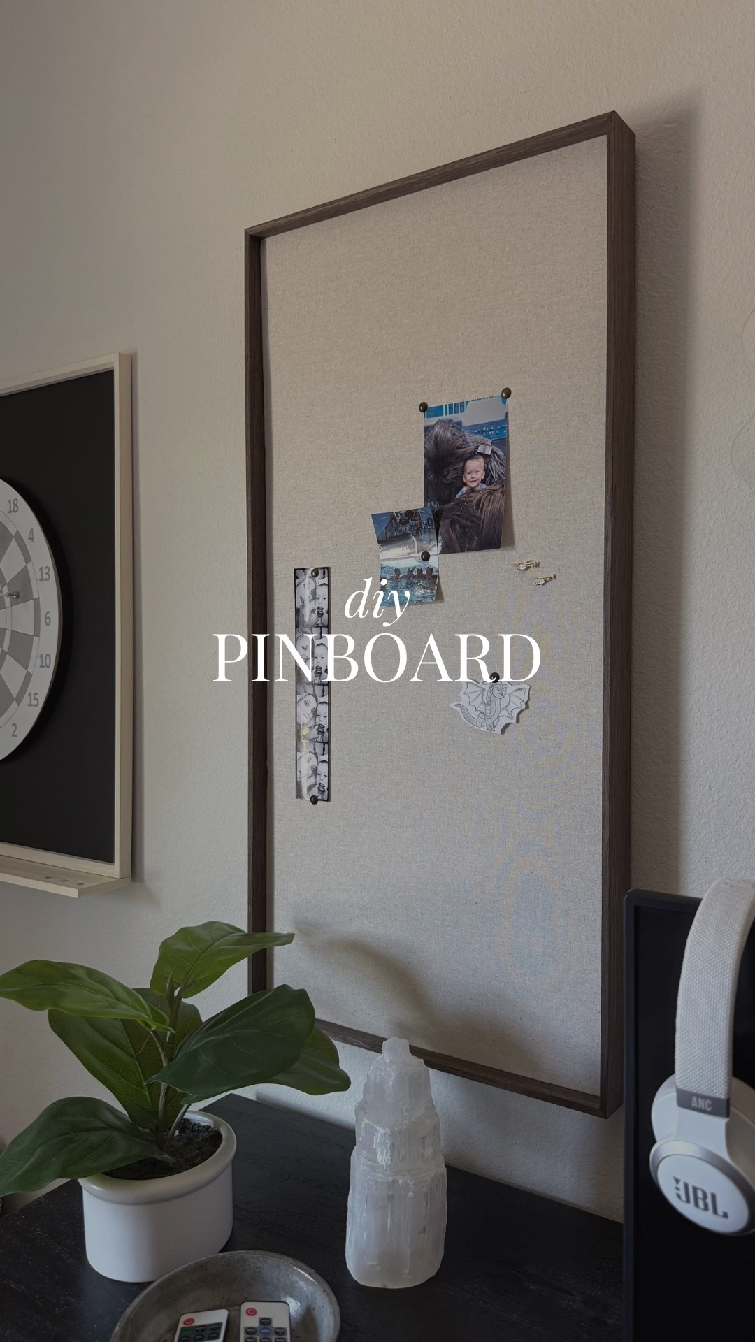 Make your own custom pinboard using insulation foam sheets.  Lightweight and easy to cut!

Frame is a canvas frame from Custom Picture Frames



#LTKHome