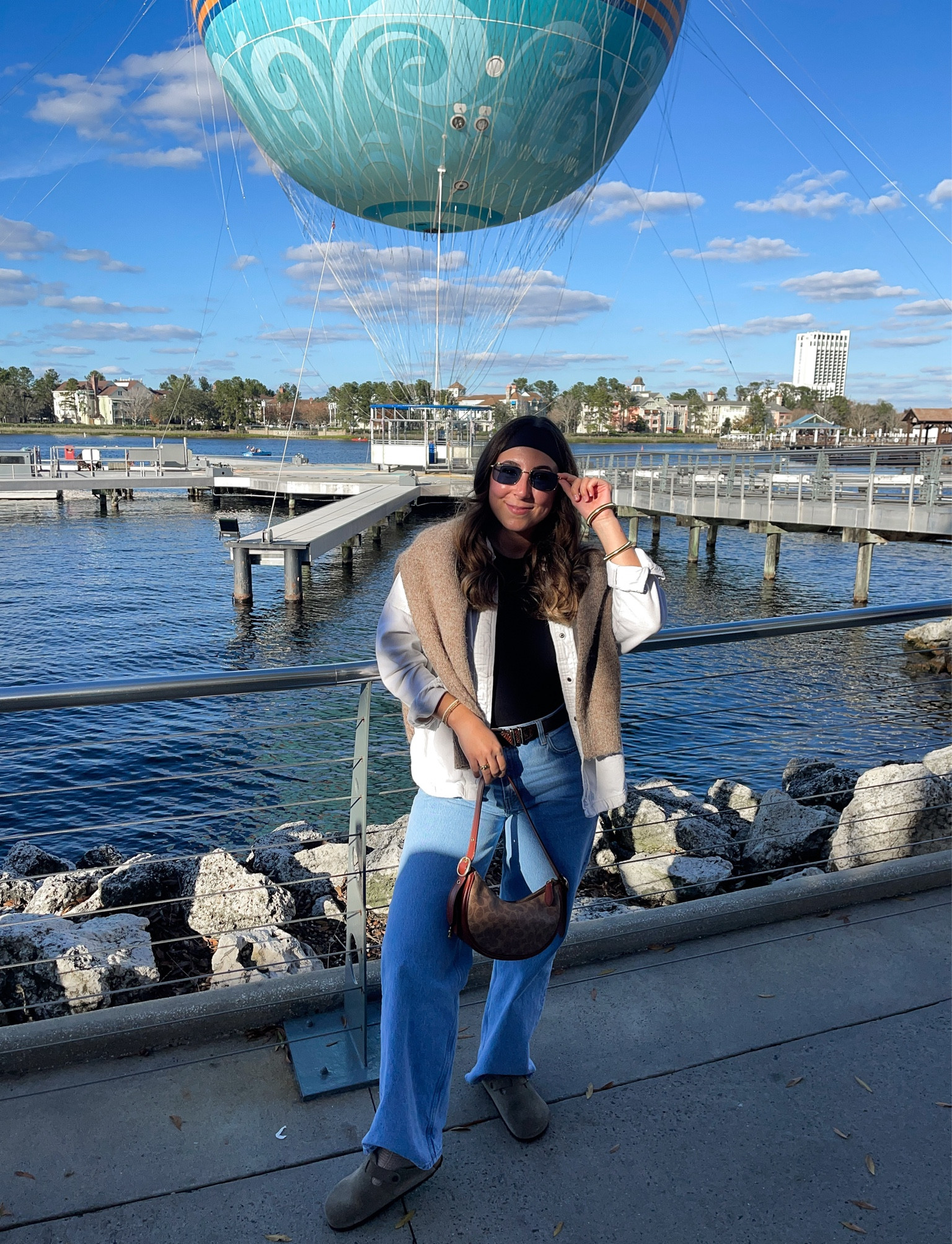 outfit of the day 🌨️🥂🤍

#LTKStyleTip #LTKBeauty #LTKFindsUnder100