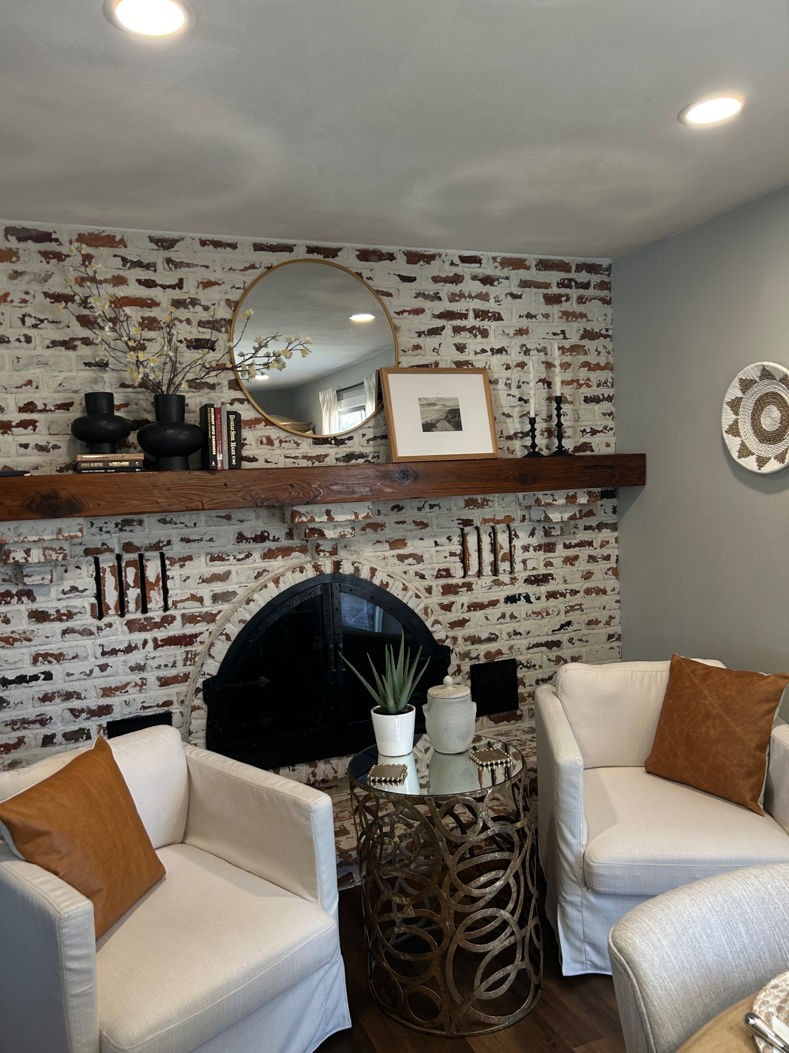 My little cozy corner 🤍 linked similar items for pieces I’ve gotten at boutiques in my town or at homegoods! 

Follow for more inspo! 💛

#LTKHome