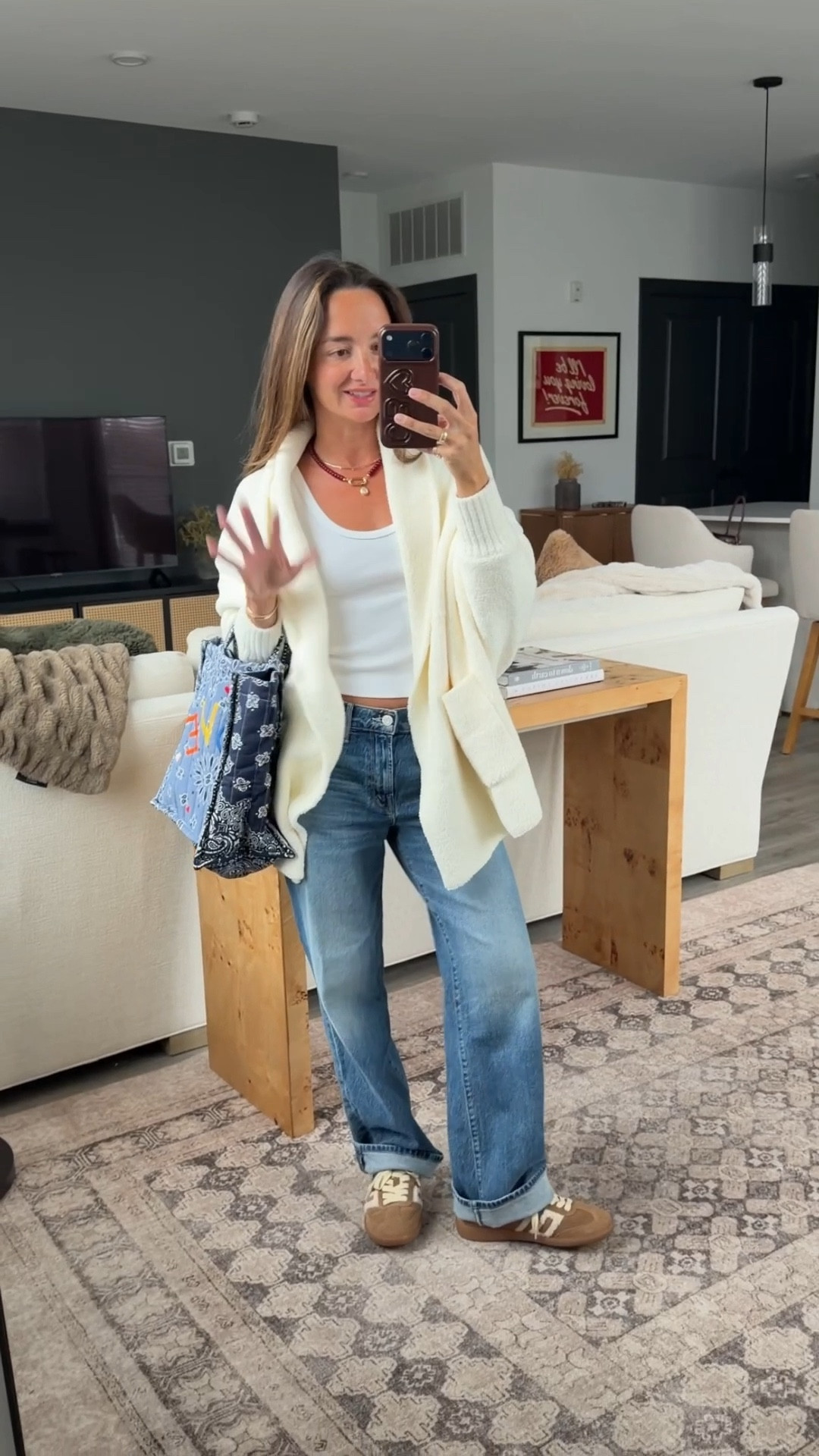Coziest outfit ever! XS in tank and 25 petite jeans 