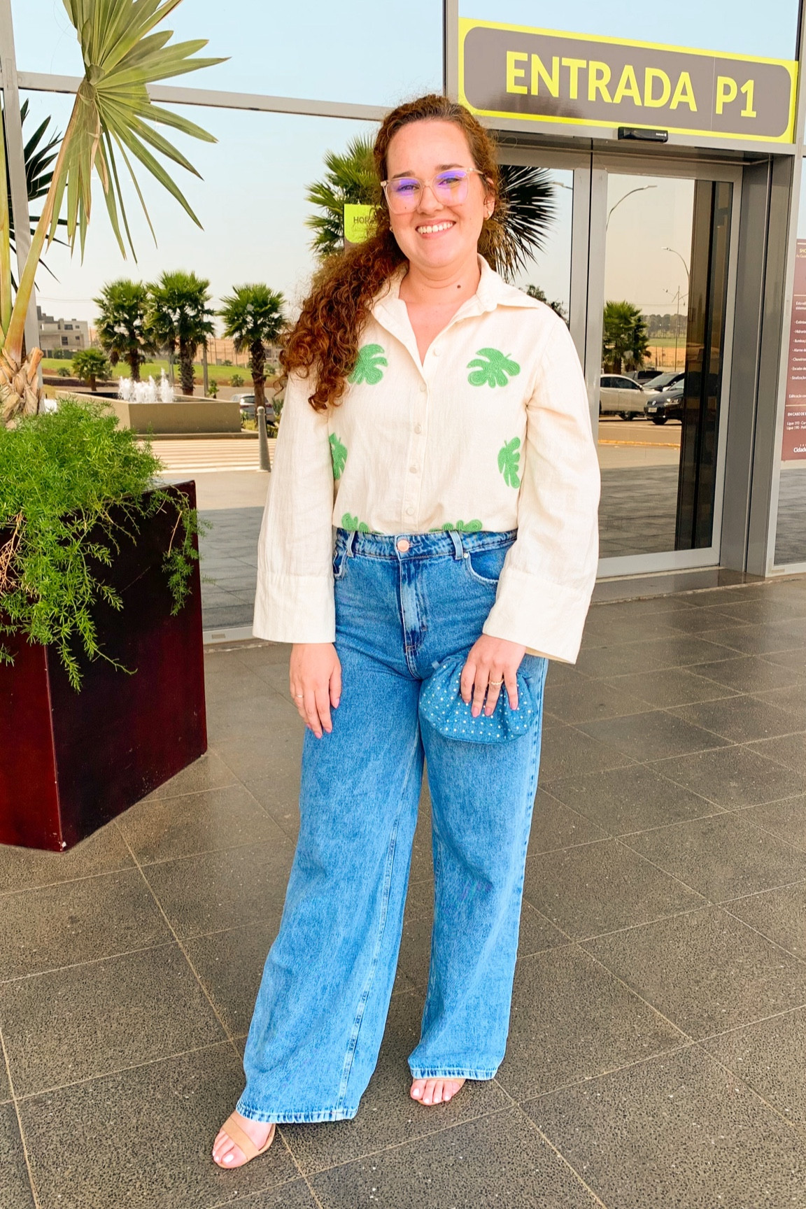 O look usado para a inauguração Vivara ✨

Blusa Renner e clutch jeans Arezzo

#LTKstyletip #LTKbrasil