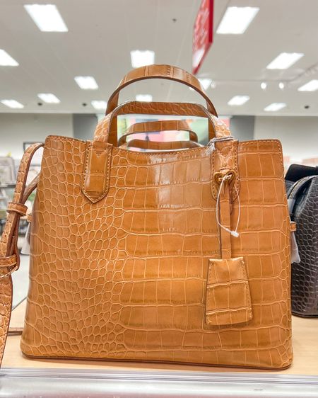 Work tote for your next business casual outfit this summer! Love the pattern on this one! 

Brown tote, brown purse, work bag, everyday bag, everyday purse, target fashion, target style, target finds 

#LTKFindsUnder50 #LTKStyleTip #LTKOver40