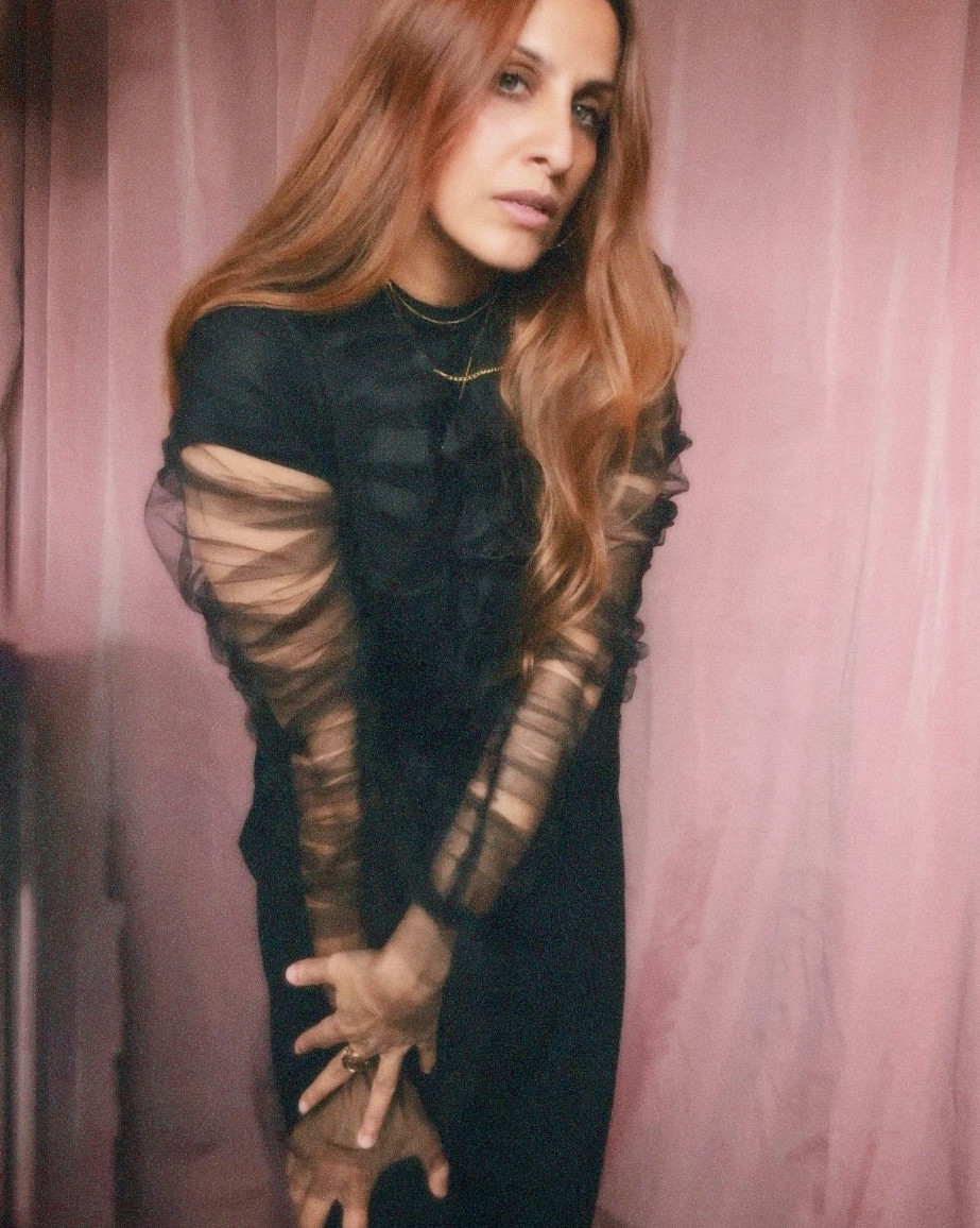 Frilled tulle top #hm

The black is sold out BUT they have it in mauve! 

#LTKdatenight #LTKwedding #LTKstyletip