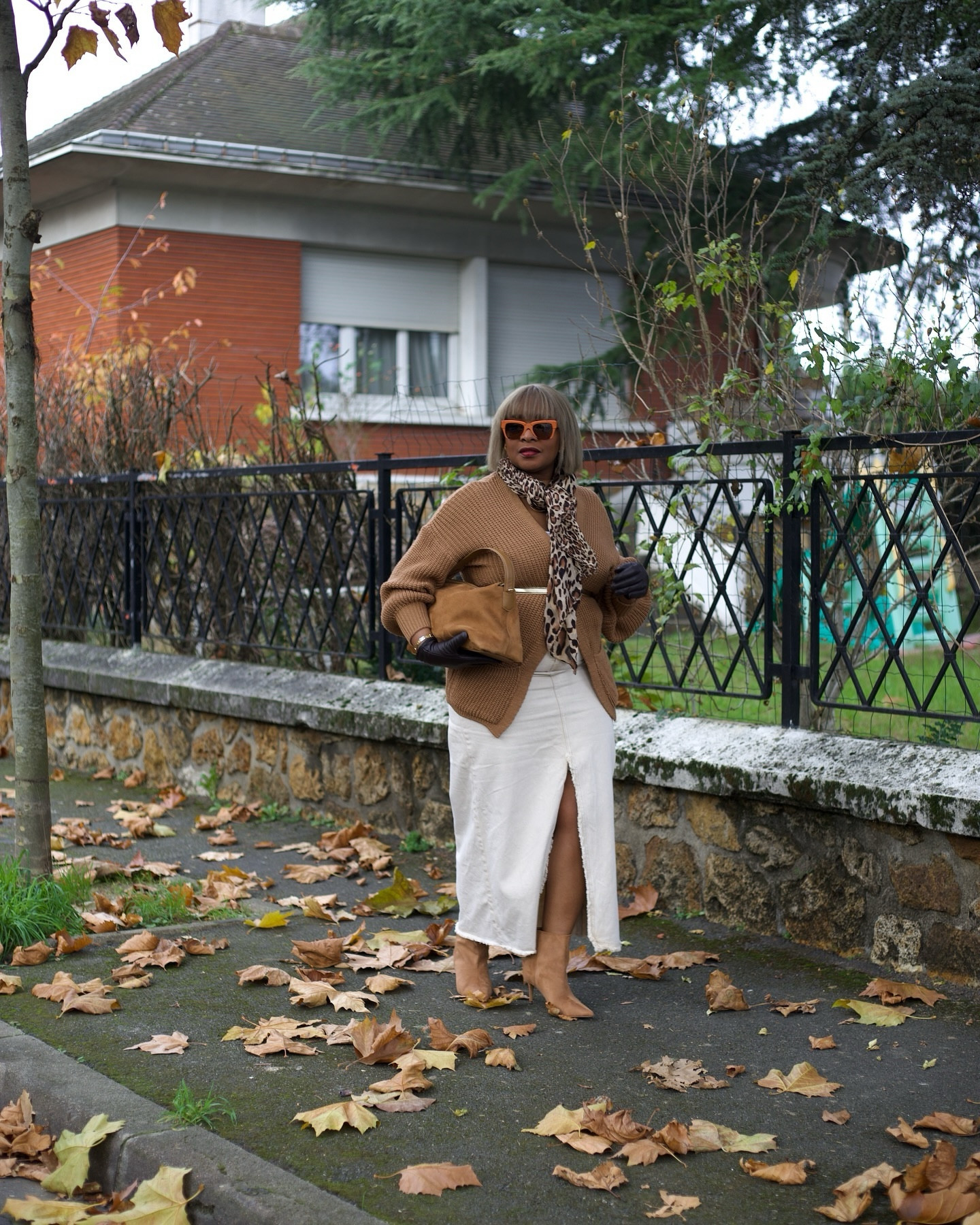 Bangs hairstyle X Retro Vibe from the Archives ! 🍂

Gilet en maille crochet,
Jupe maxi en denim, sac en suede, bottines en daim, Gants en cuir, Ceinture dorée

#falloutfitinspo #suedeboots #casualchicstyle #midsizestyle #modegrandetaille #winteroutfits

#LTKmidsize #LTKstyletip #LTKwinter