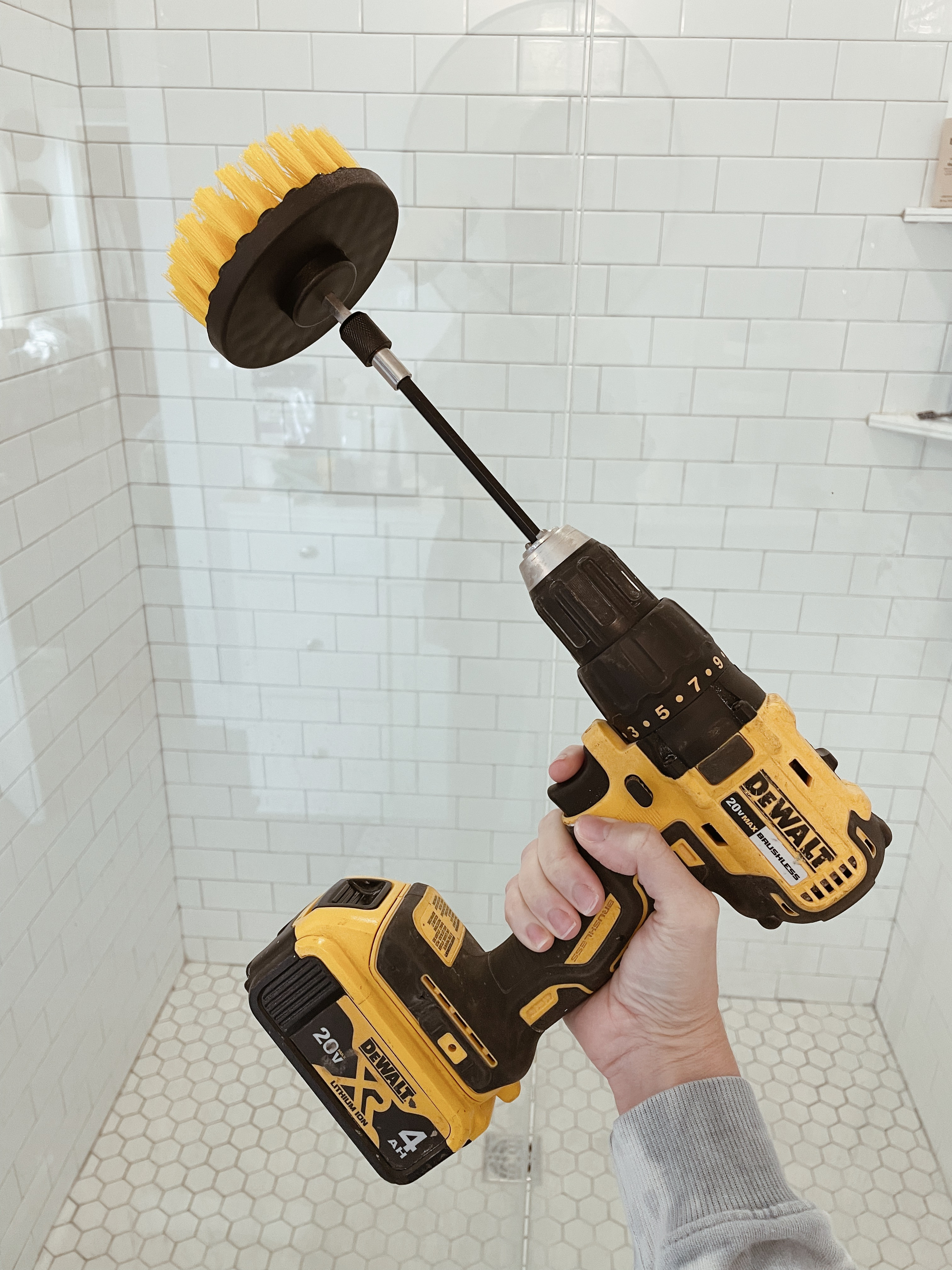 Best way to clean 🧽 

Home cleaning tool, cleaning, brush, wife gift, mom gift, home organization 

#LTKGiftGuide #LTKHome