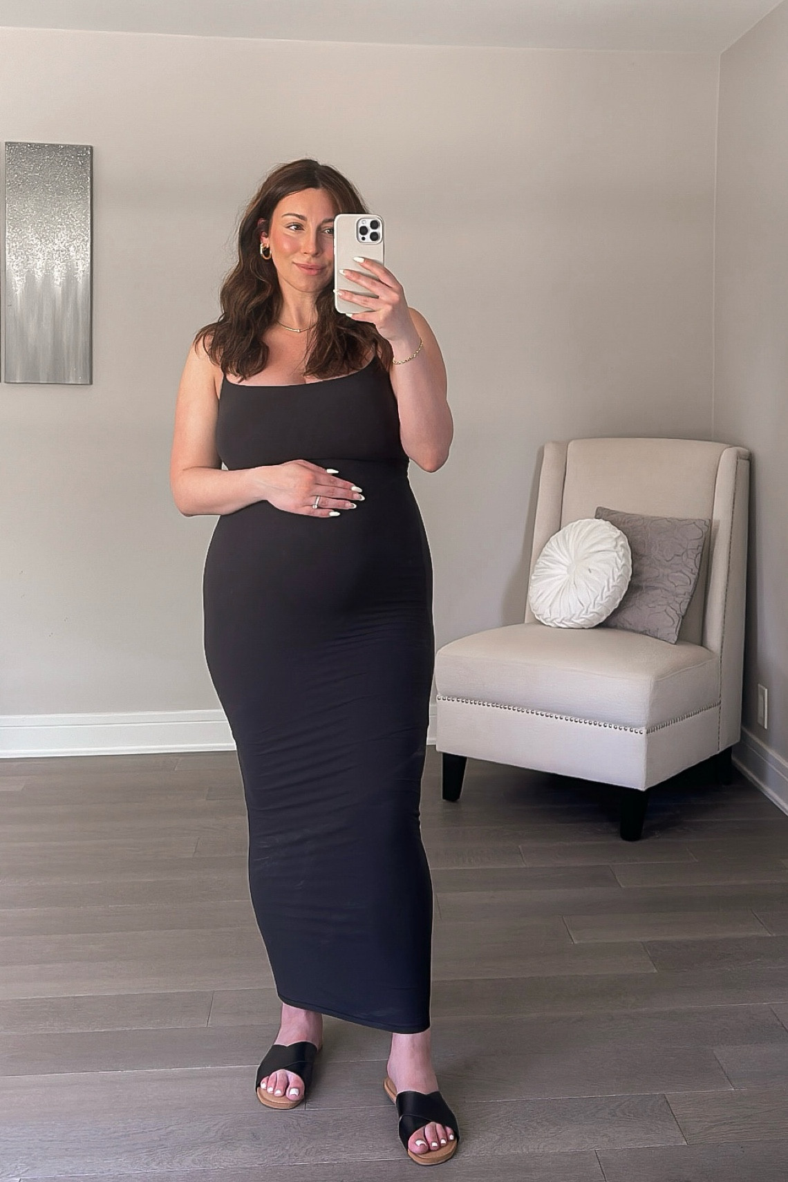 The material is 🤌🏼. 

Sized up to a large to fit the bump!! 

#LTKBump #LTKFindsUnder100 #LTKStyleTip