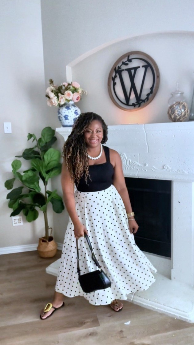 Saturday outfit of the day! 
Absolutely loving this polkadot skirt. It has a stretchy waist, pocket pockets, it’s lined, and I also love this ribbed bodysuit, pearls, the dainty bracelets, these gold, detailed black flats in my classic black bag  🖤🤍✨

#LTKootd