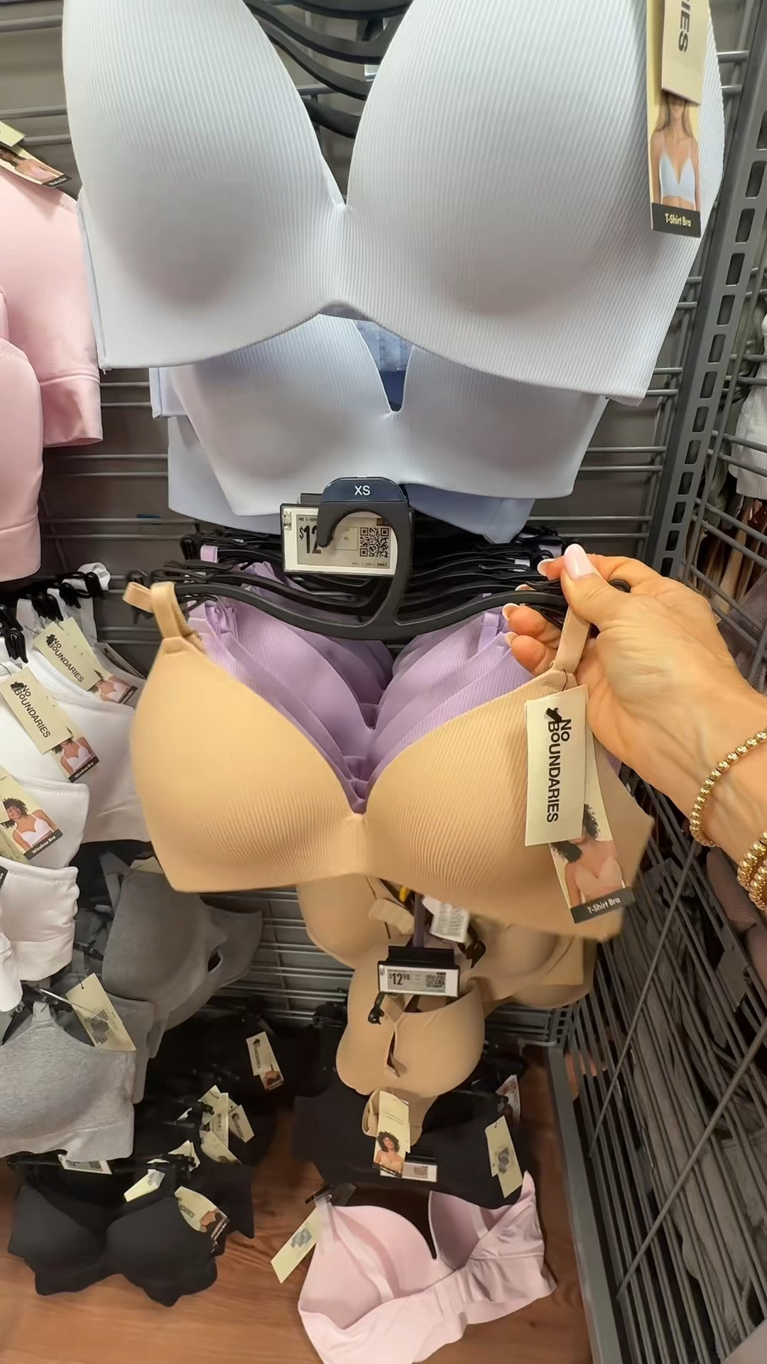 Walmart t-Shirt bra❤️

#LTKootd #LTKmomlife #LTKSaleAlert