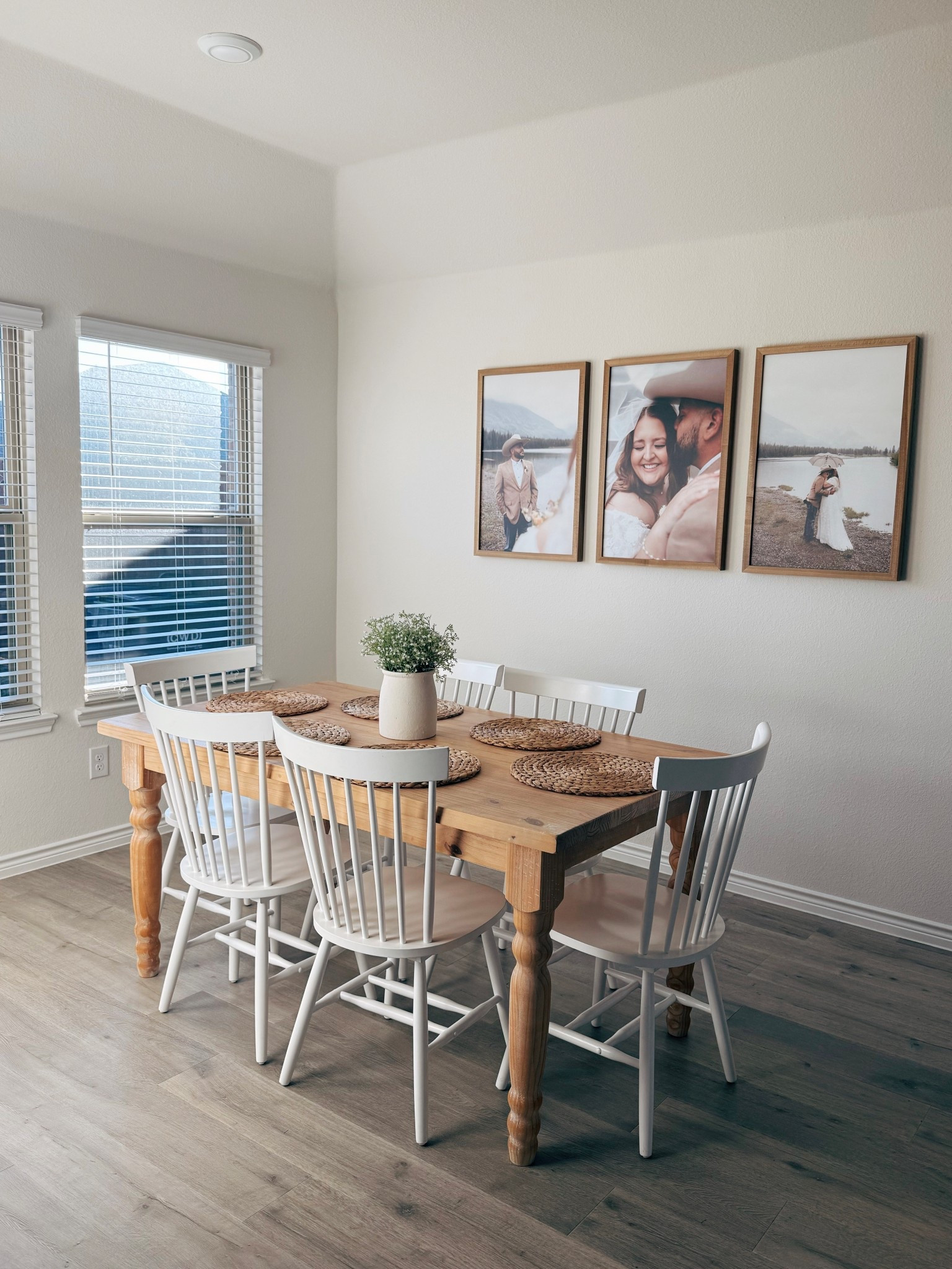 Our breakfast nook, items linked!

#LTKFindsUnder50 #LTKFindsUnder100 #LTKHome