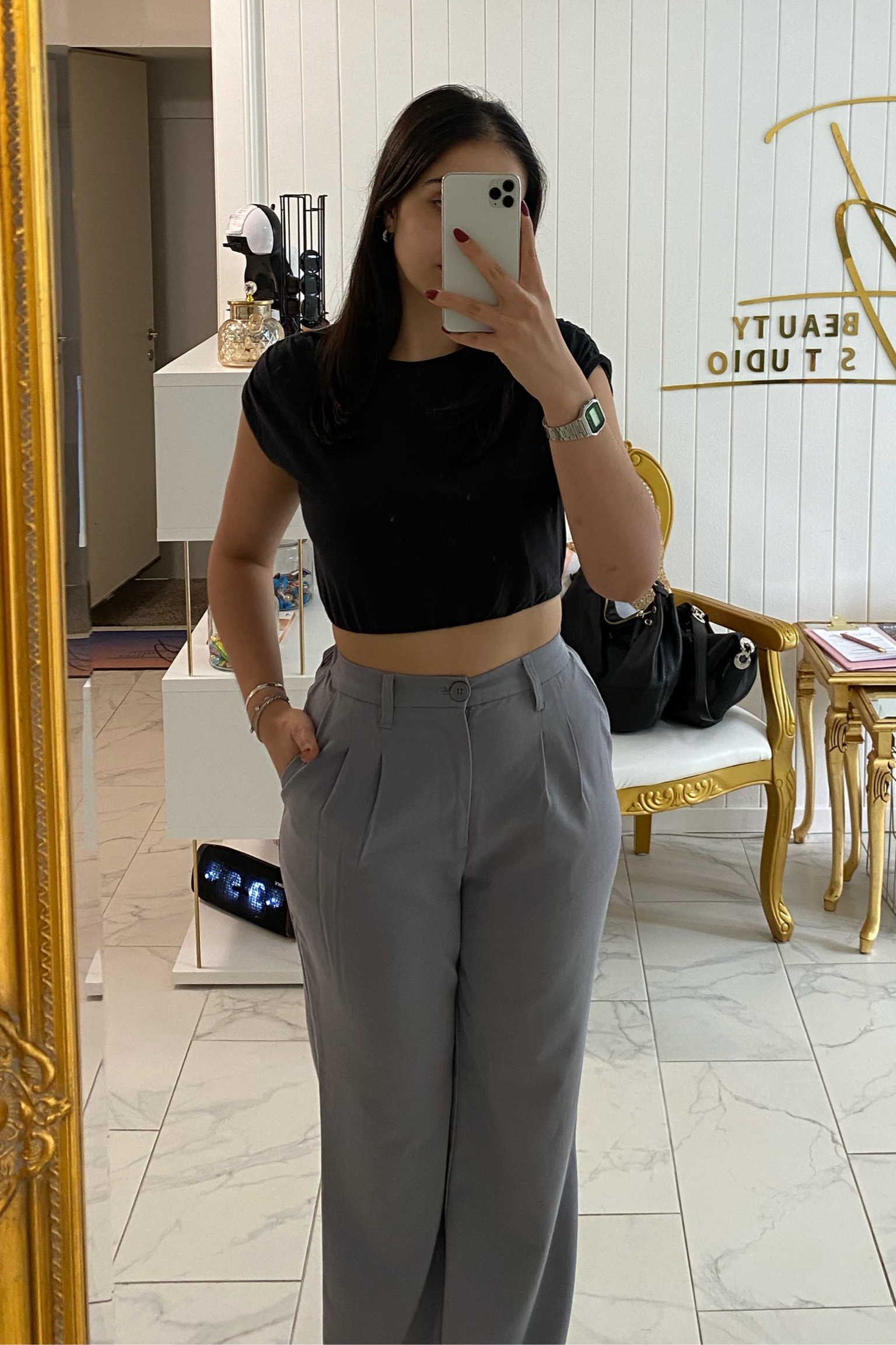 Riachuelo tshirt, H&M grey trousers, Adidas sneakers, Casio watch #LTKeurope #LTKsummer

#LTKstyletip