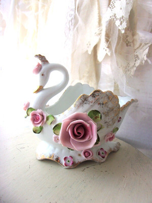 Vintage LEFTON Japan Swan Bone China PINK Roses Gilded Gold  7.5" T | eBay US