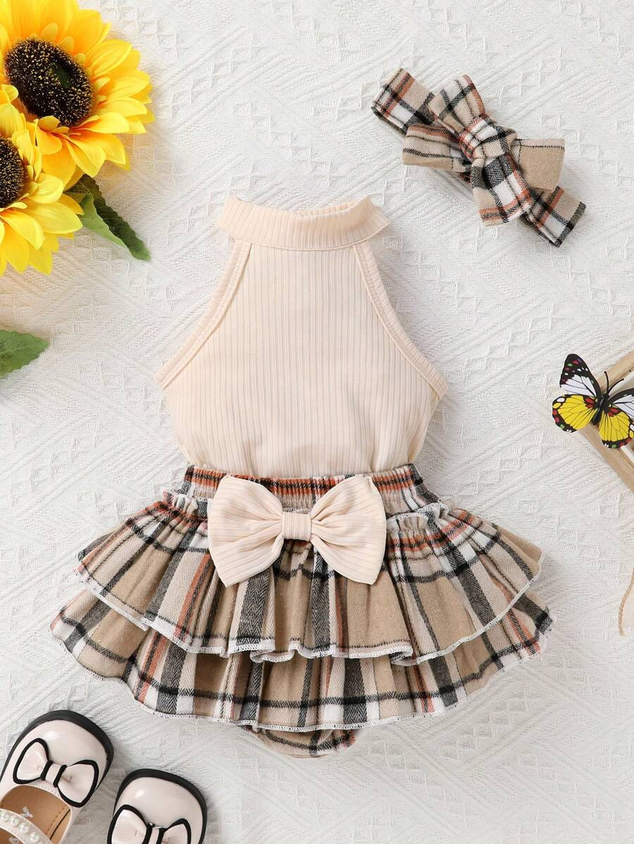 2pcs Baby Girl Soft, Comfortable & Breathable Halter Top And Plaid Printed Shorts With Layered Ru... | SHEIN