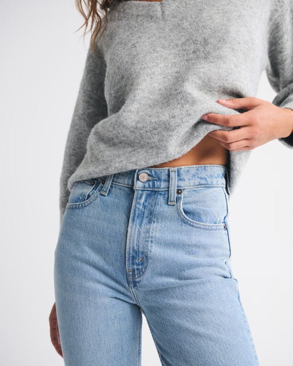 Women's Ultra High Rise 90s Straight Jean | Women's Bottoms | Abercrombie.com | Abercrombie & Fitch (US)