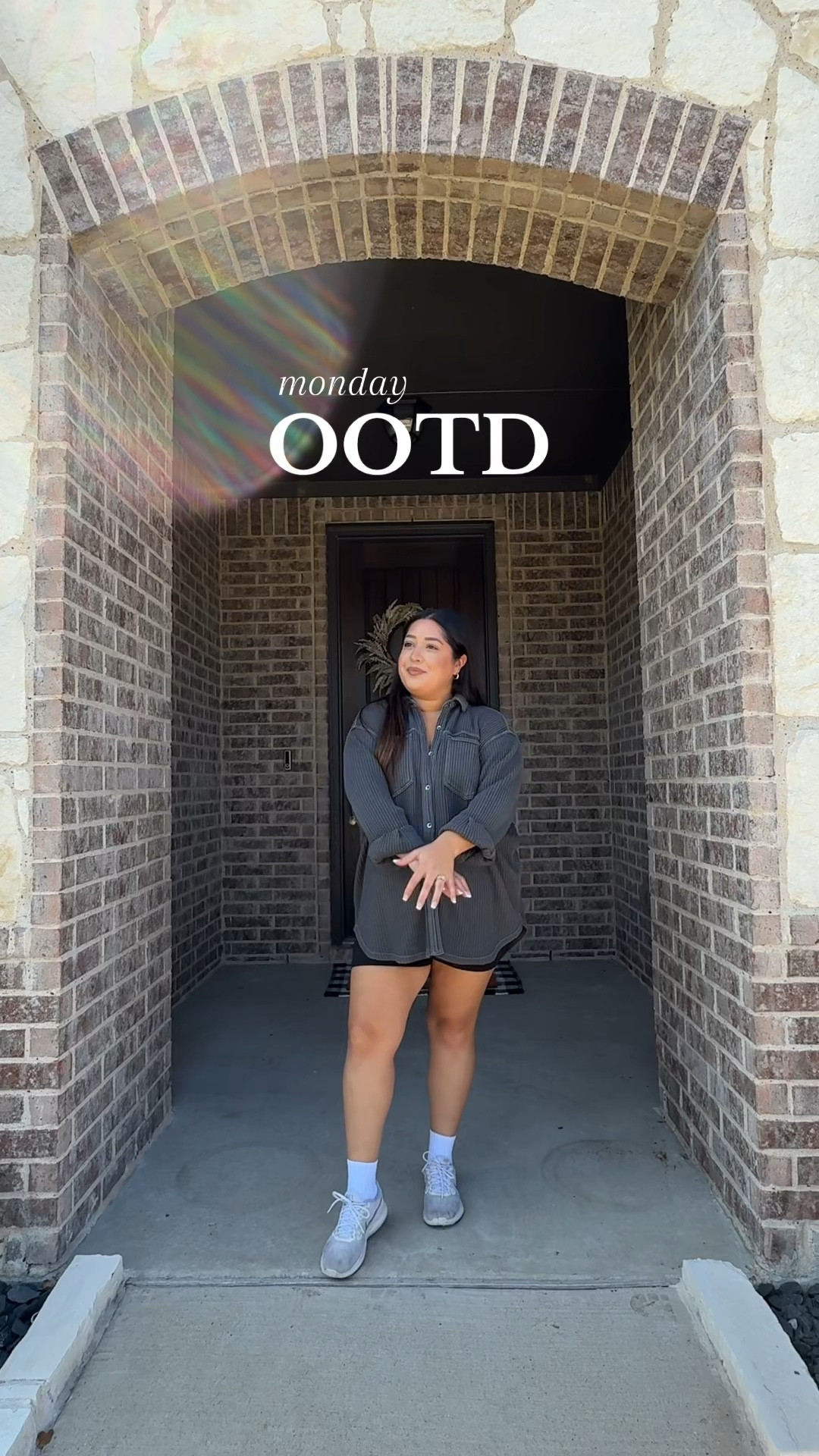 Super casual mom look! 

#LTKMidsize