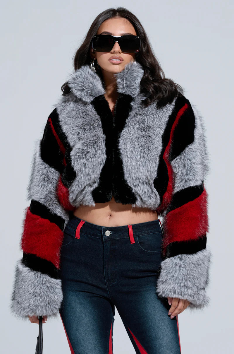 TORONTO FAUX FUR COAT | AKIRA