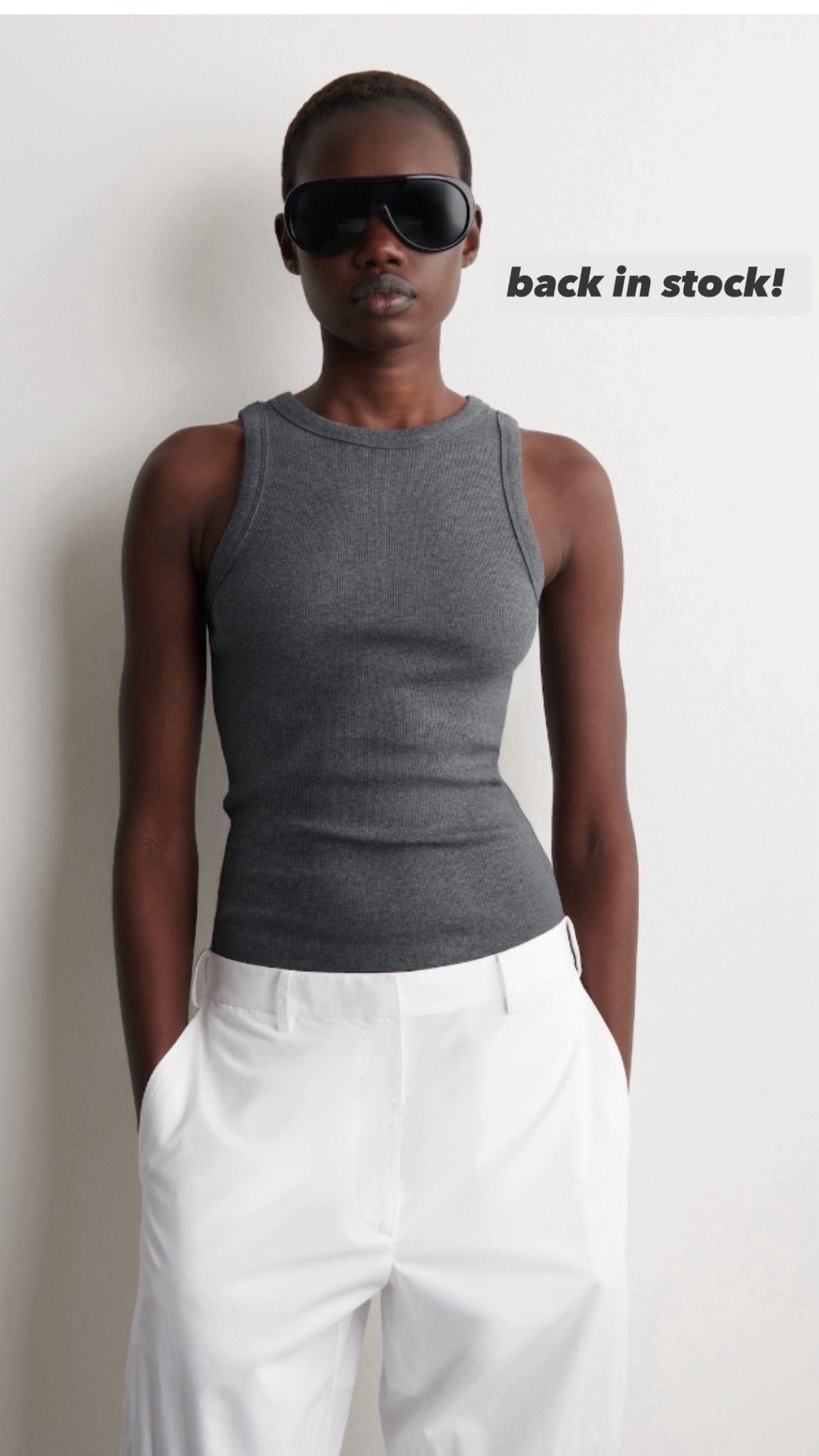 most charted affordable tank top in the market. back in stock !!

#tanktop #cos #ribbedtanktop #highnecktanktop