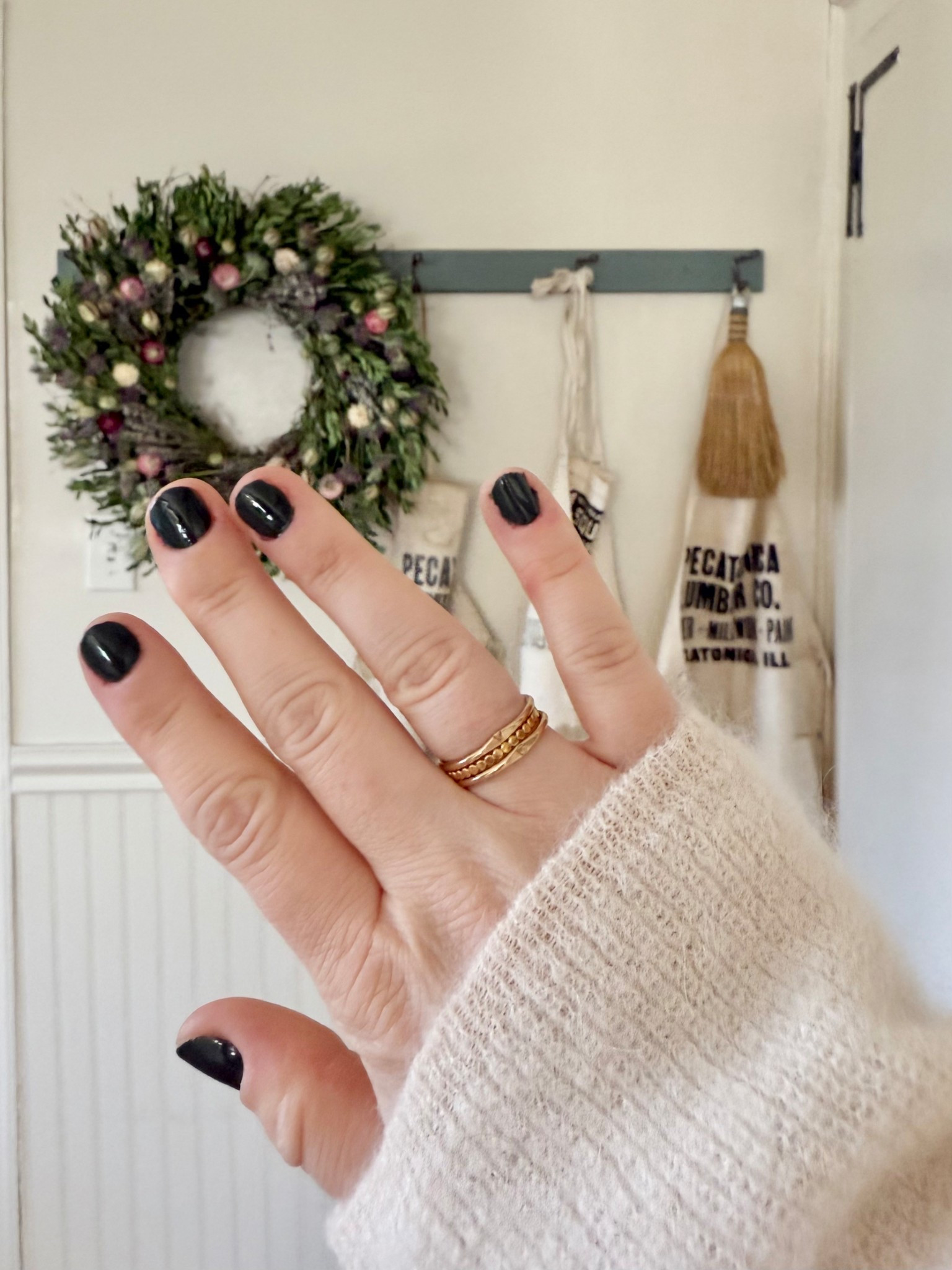 The sweetest Mother’s Day gift, an initial signet ring from Chic Mama jewelry! I’ve linked some of my favorite, snag yours for yourself or the mom in your life. 

#LTKGiftGuide #LTKStyleTip #LTKFamily