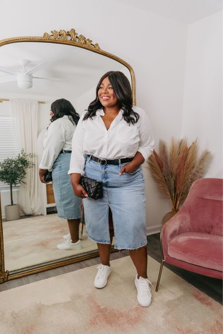 #AD | @Target #TargetTuesday #TargetPartner

The denim midi skirt is back in our style lives but let’s style it three different ways and make it real world wearable. Which look are you rocking?! 1, 2 or 3? 

And speaking of Target Tueaday, Target just launched and exclusive partnership with Kendra Scott! You can now shop classic, quality, and affordable jewelry that gives back. All pieces are made with quality cast metals like 14k gold and rhodium over brass. Shop the 44 piece collection now at Target. Linked my favorites over on my LTK. 

Top 2X
Skirt 22
Belt 2X

#LTKfindsunder50 #LTKplussize #LTKsalealert
