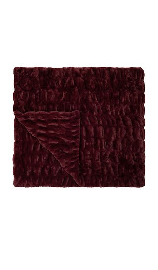 Lola Blankets Lola Original Blanket in Burgundy. | Revolve Clothing (Global)