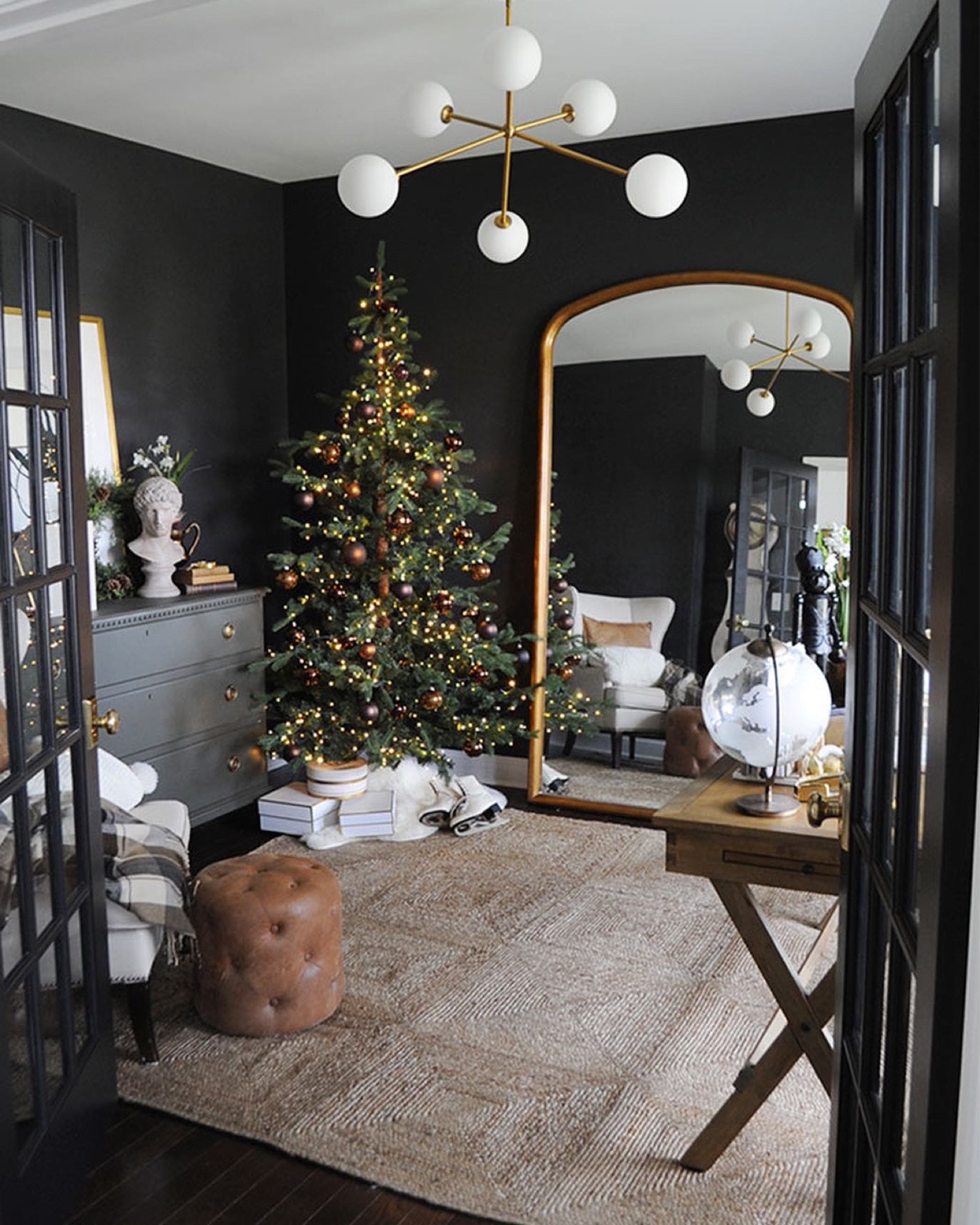 Christmas in my stuff...

#LTKHoliday #LTKSeasonal #LTKhome