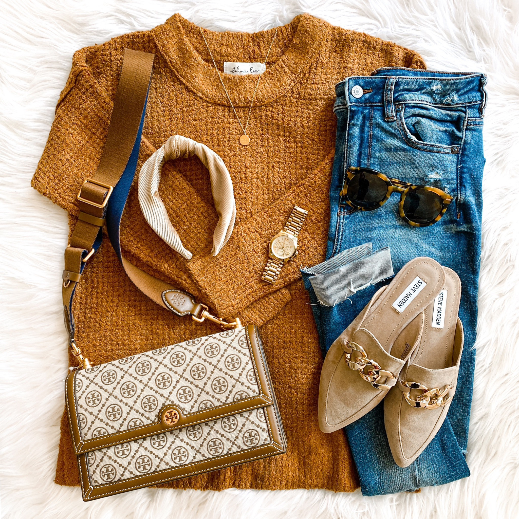 Hooray! This best selling monogram bag is 30% off + FREE shipping! It’s the perfect size and great for year round use. The crossbody strap is removable and adjustable too! Head to our new IG stories for a closer look at different ways we have styled it! From casual to dressy - it can do it all! 

#LTKitbag #LTKsalealert