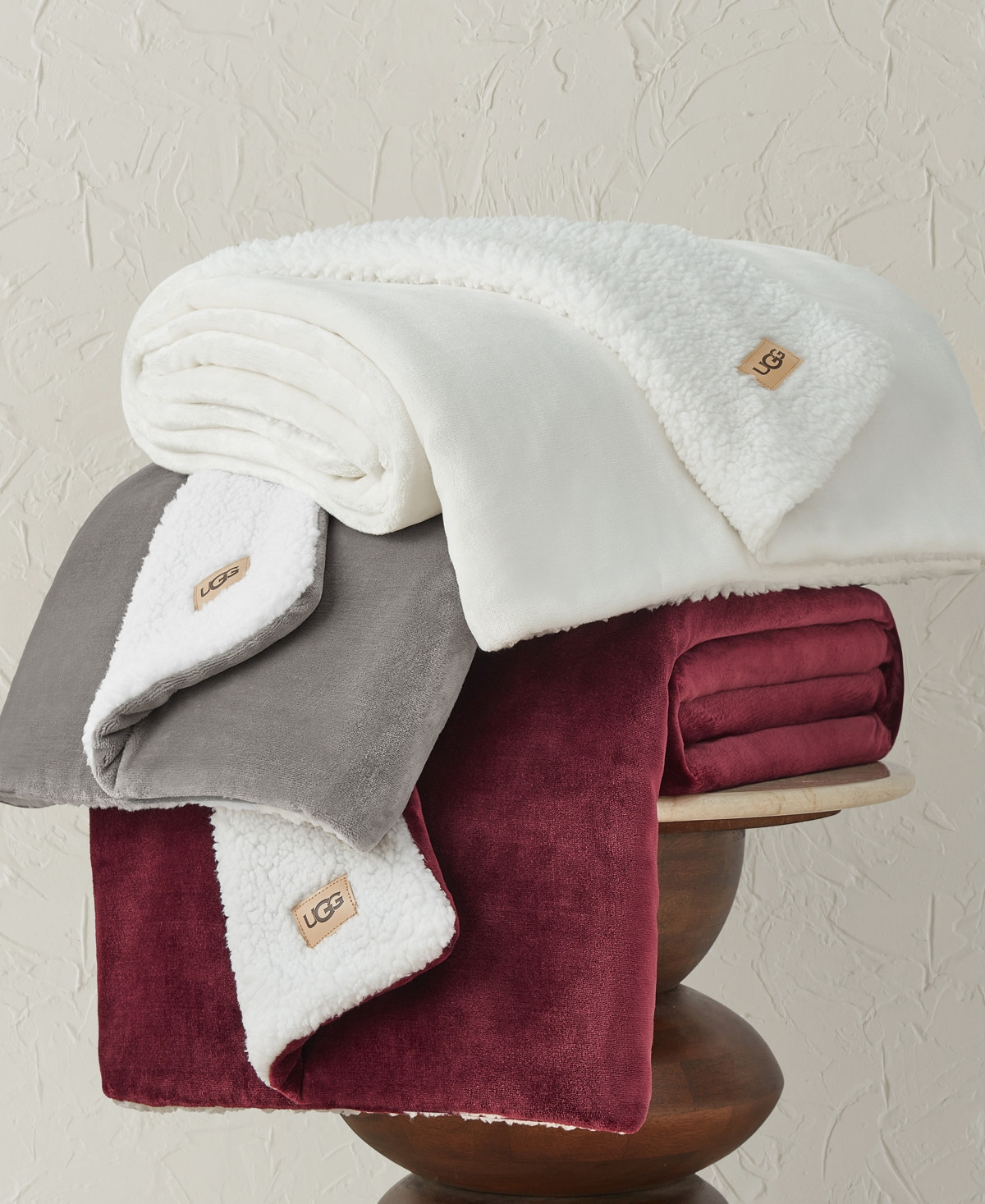Ugg Avery Reversible Throw, 50" x 70" - Snow | Macy's