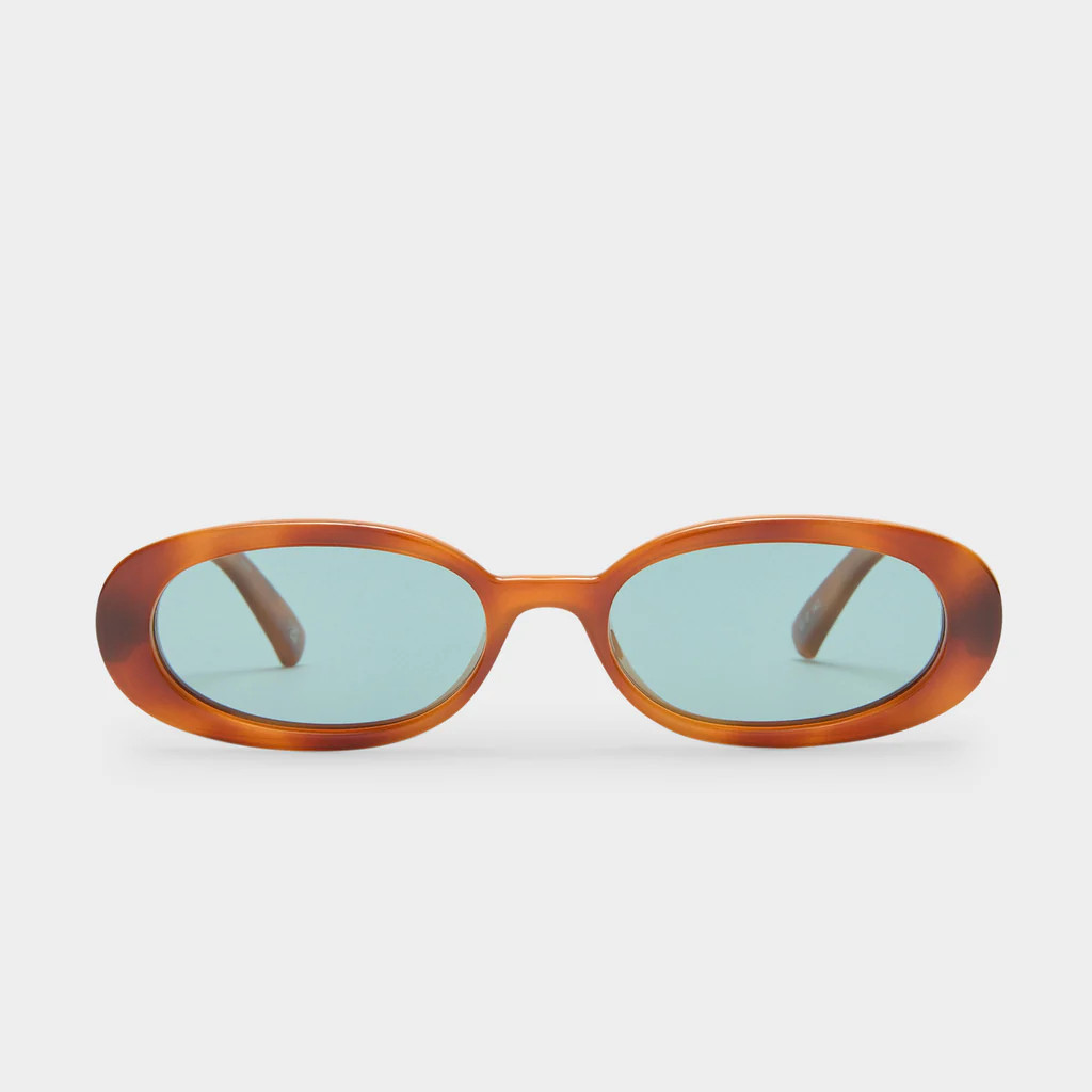 OUTTA LOVE | VINTAGE TORT SEAFOAM TINT POLARIZED
                Rated 4.9 out of 5   866 Reviews... | Le Specs (US)