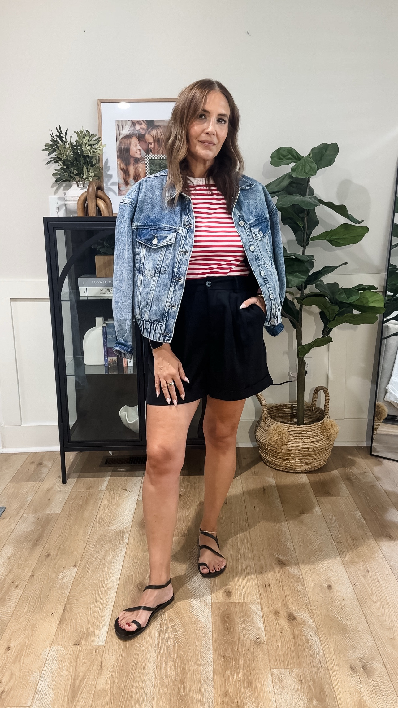 The comfiest shorts-pleated with an elastic waist! 

#LTKMidsize #LTKFindsUnder50 #LTKOver40